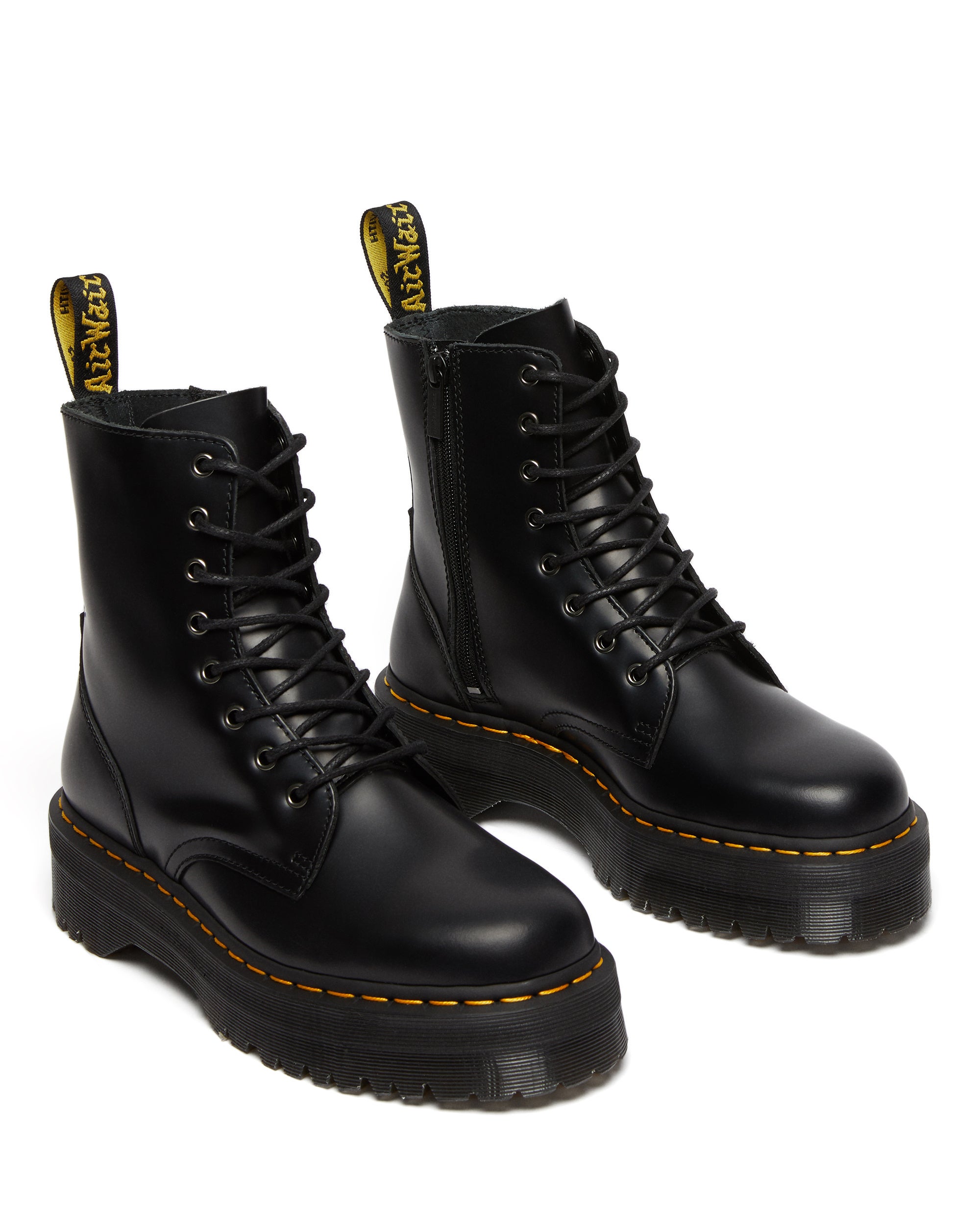 Dr. Martens for Holiday “THE YELLOW STITCH” 原点を大切にしながら