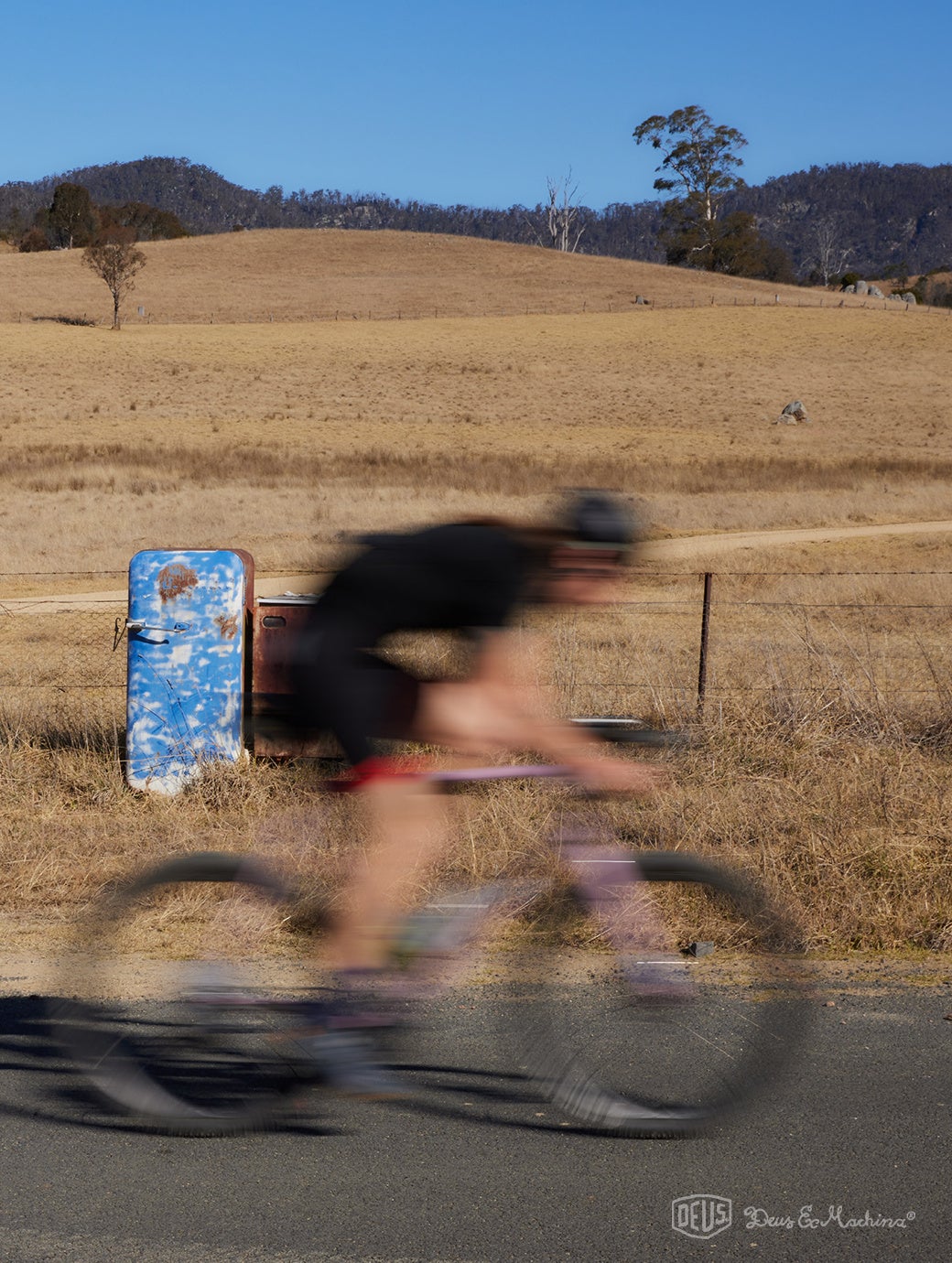 デウス新作 アウトドア ミリタリー  ワンダーサープラス