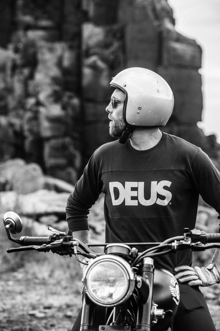 デウス シドニー バイク ビルダー ジェレミー・タガン初来日決定