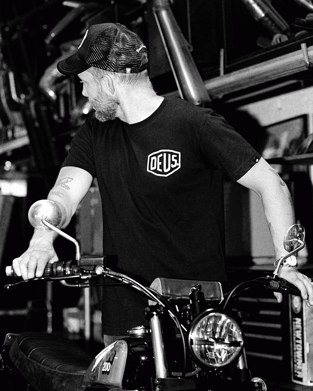 デウス シドニー バイク ビルダー ジェレミー・タガン初来日決定