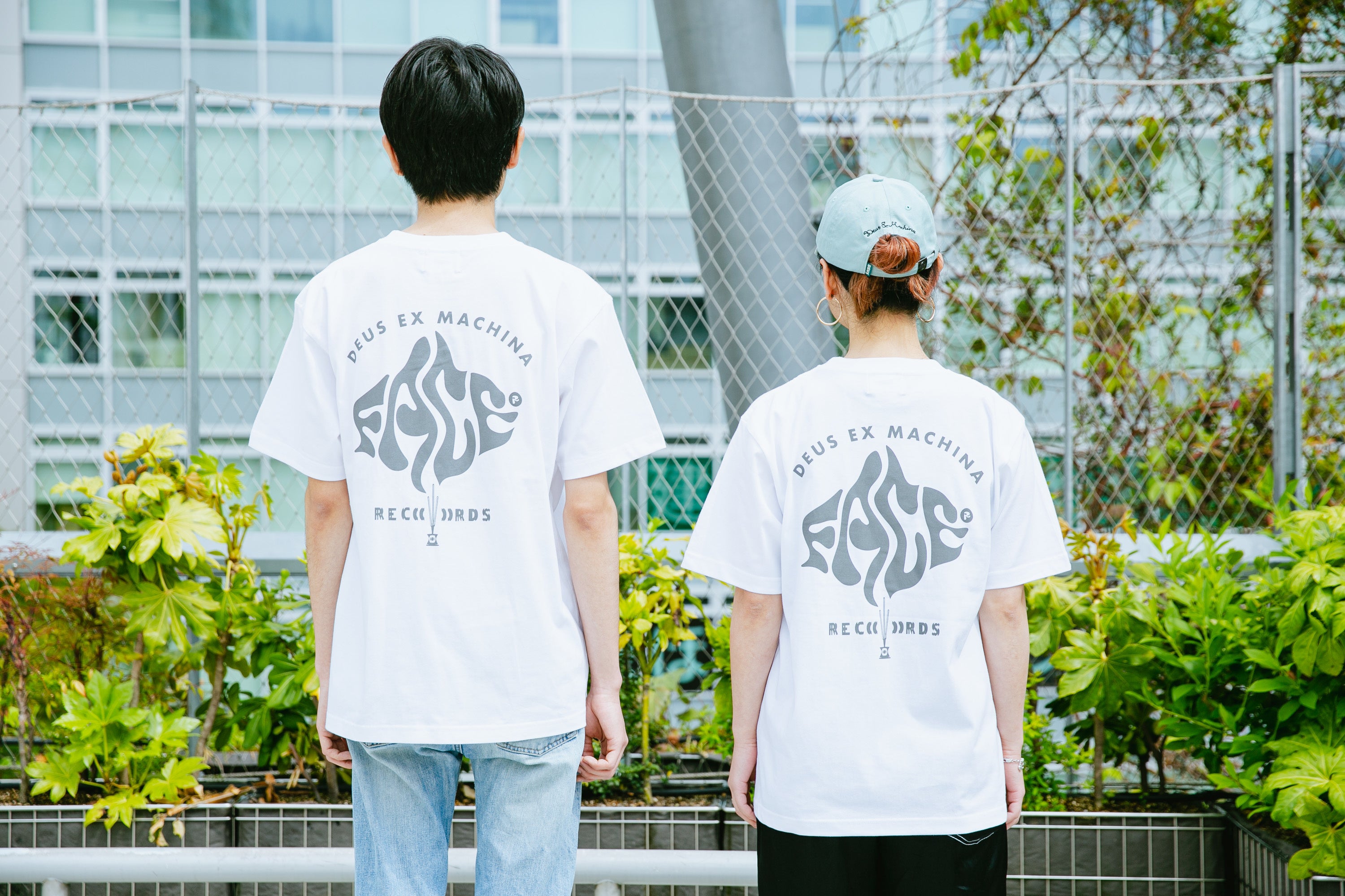 DEUS EX MACHINA  x FACE RECORDS  TEE  ￥4400- 4サイズ- 4月23日 発売