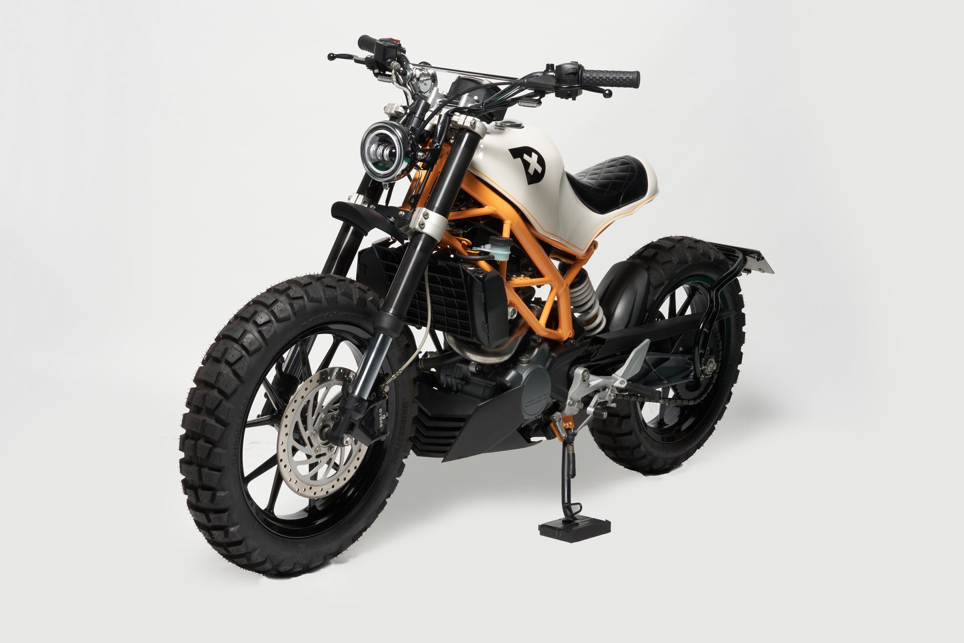 Deus Ex Machina Beluga XM (KTM DUKE200)