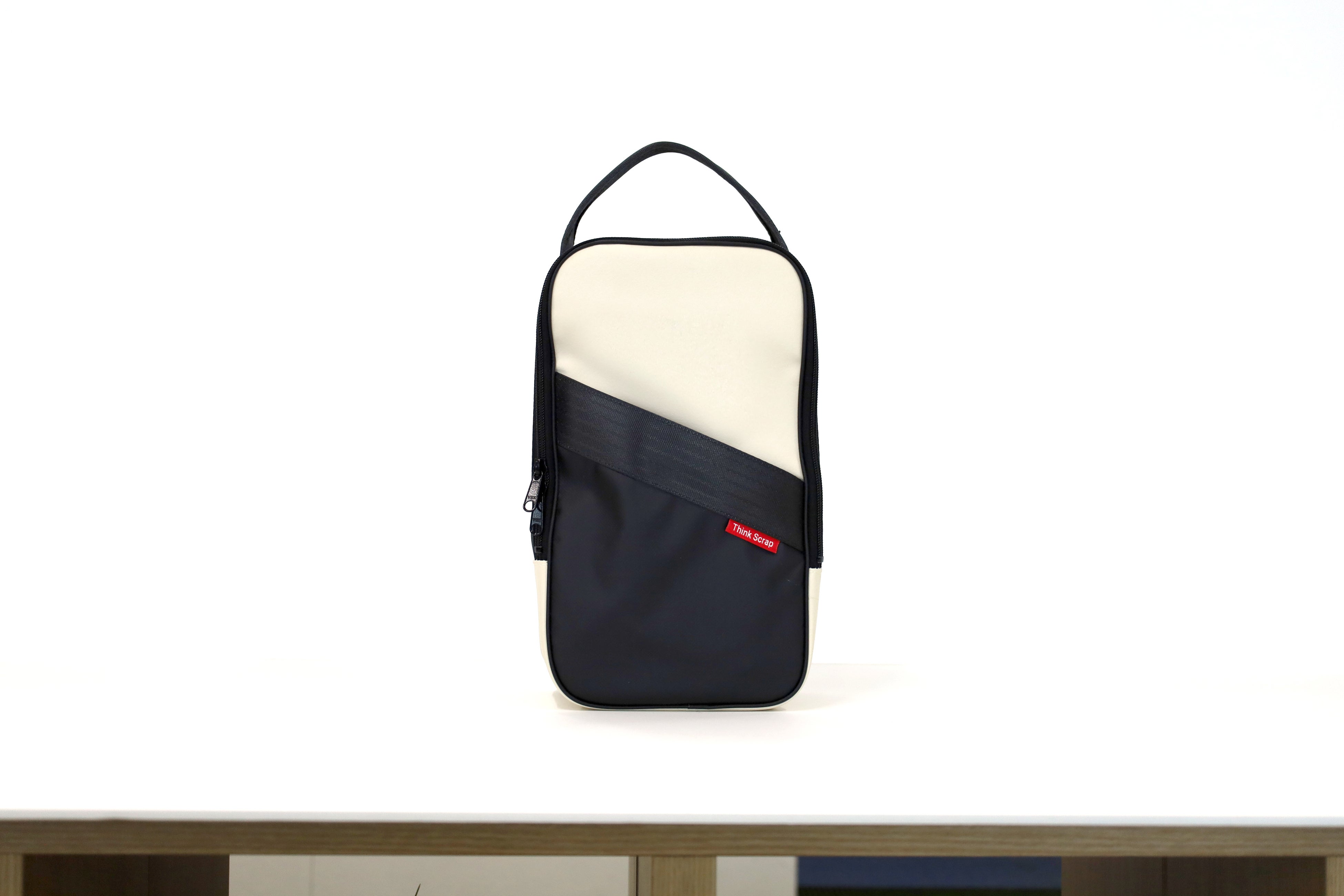 シューズケース