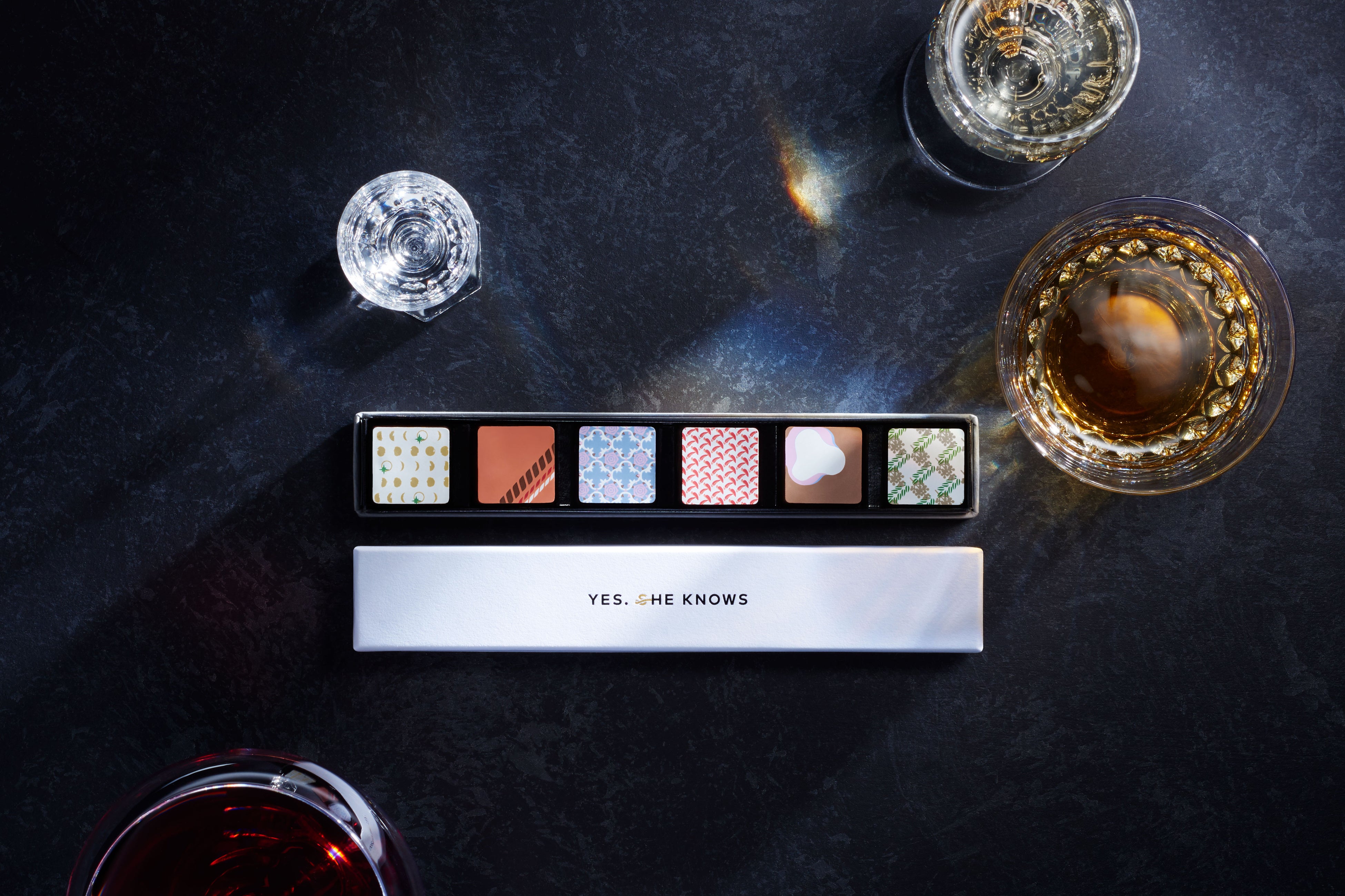 YES.SHE KNOWS イメージ