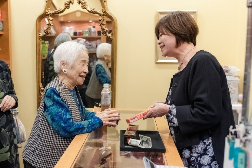 ショップスタッフ