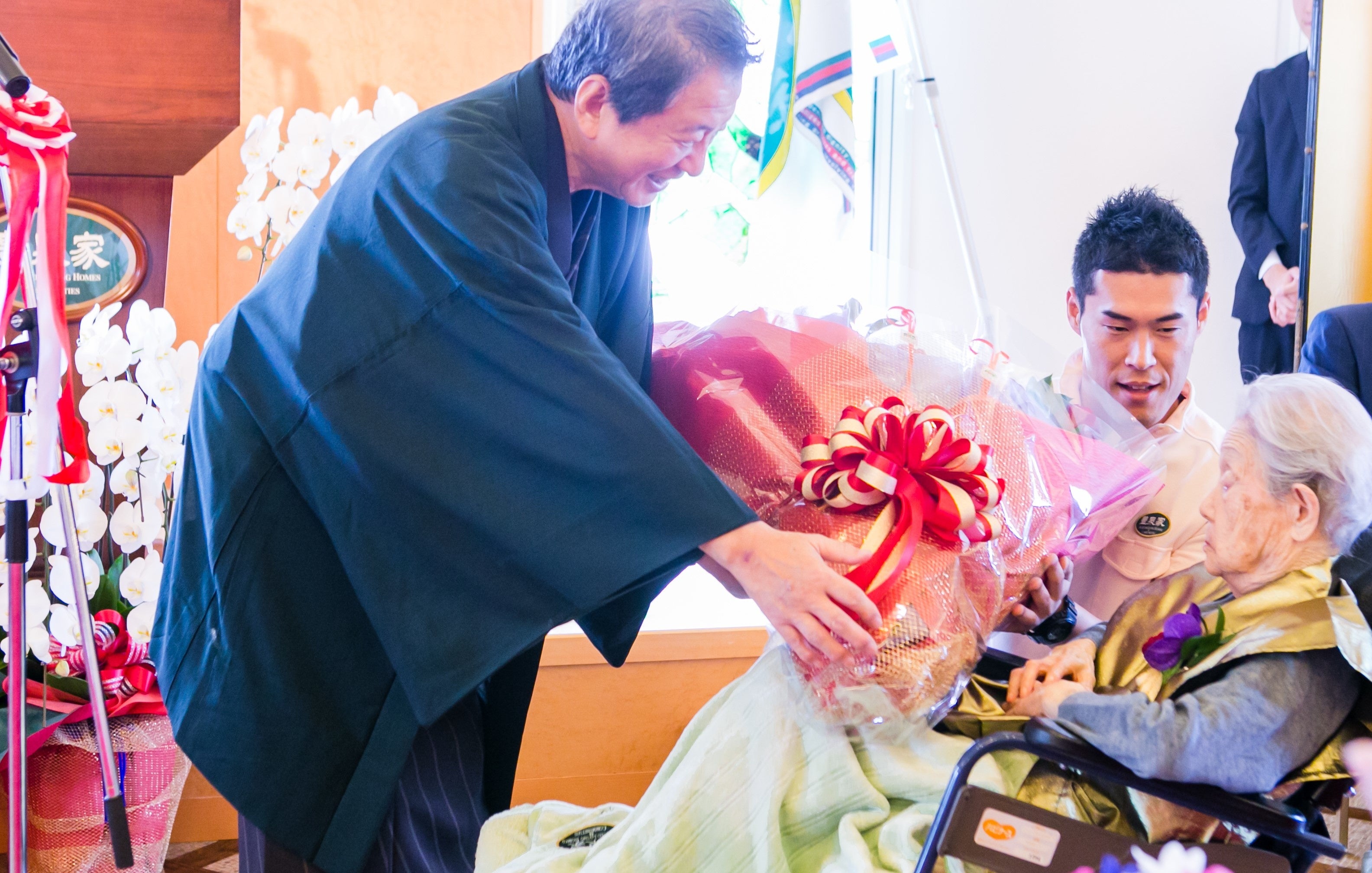 尊敬と感謝の集い「百歳クラブ 名豊会」