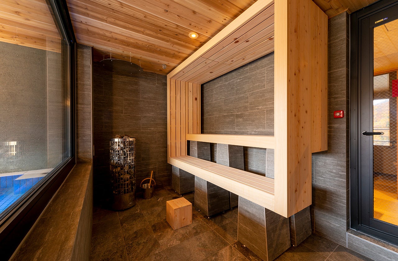 日帰り利用可能な貸切展望サウナ「saunoa room」