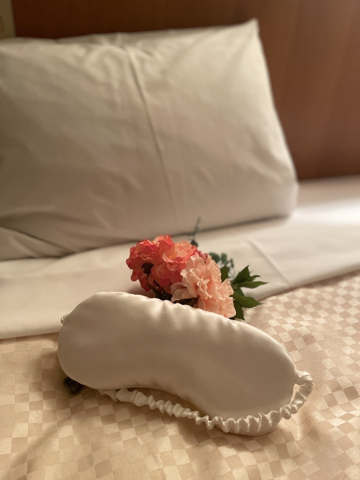 シルク生地を用いたアイマスク