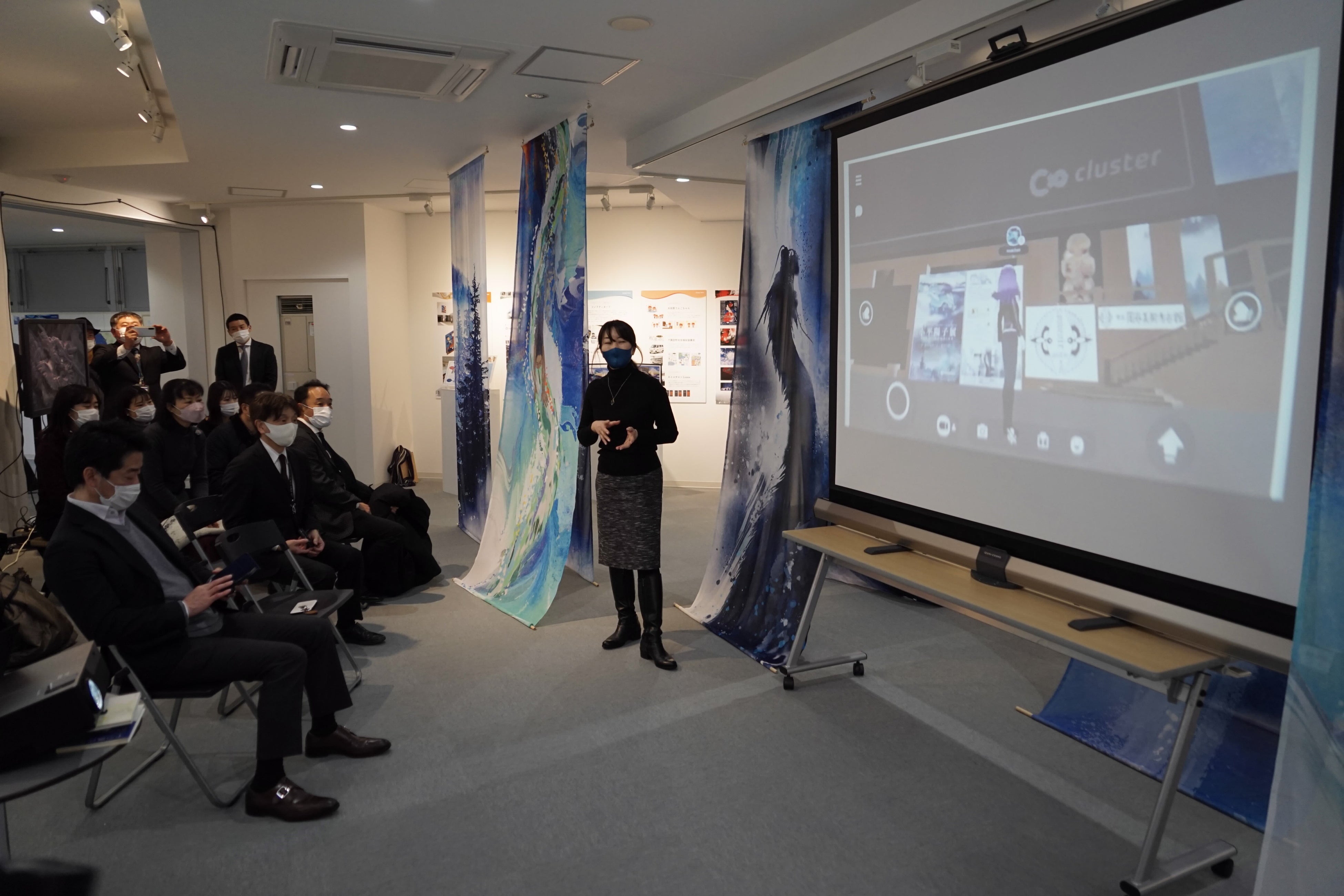 絵本『諏訪の龍神さま』原画担当の小平陽子氏