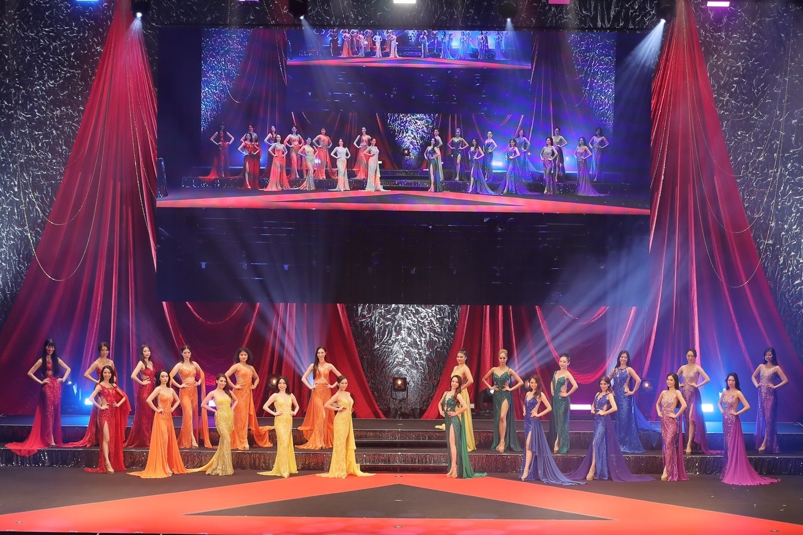 イブニングガウン