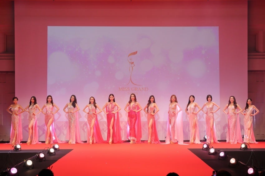 ミス・グランド・ジャパン イブニングガウン