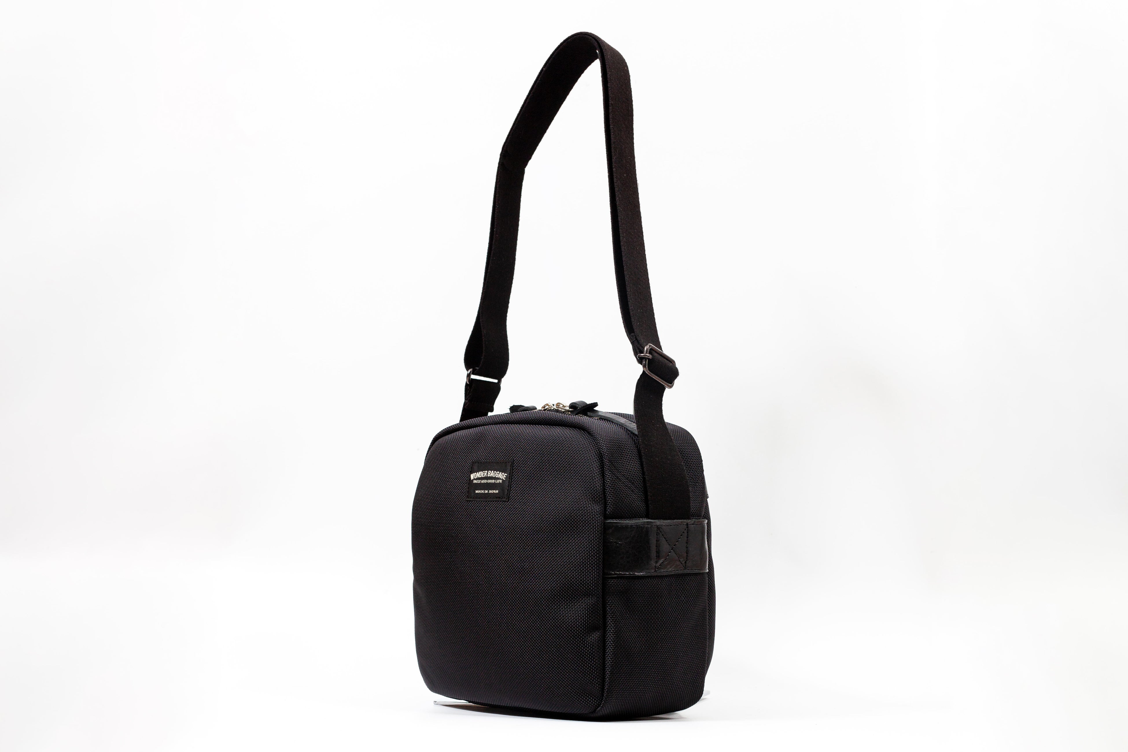 BLACK：ブラック×ブラック