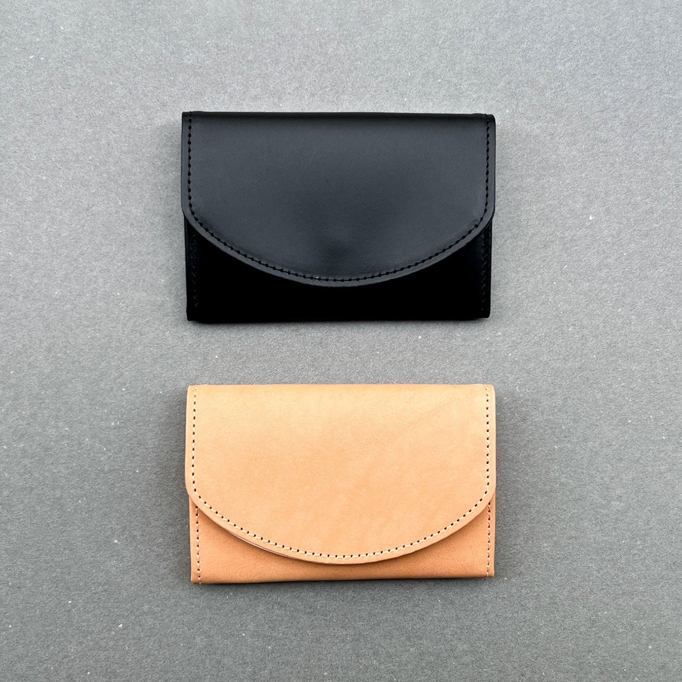 名刺入れのブラック＆ナチュラル
