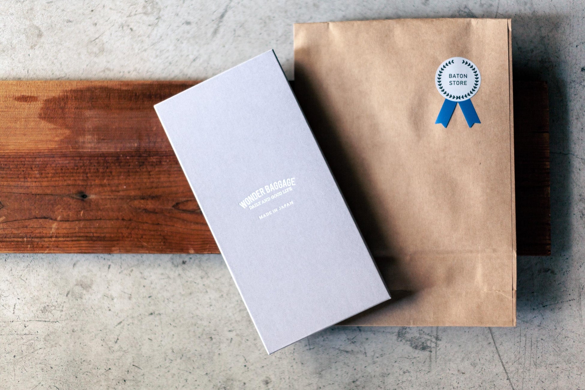 ギフトにも最適なスマートなパッケージ