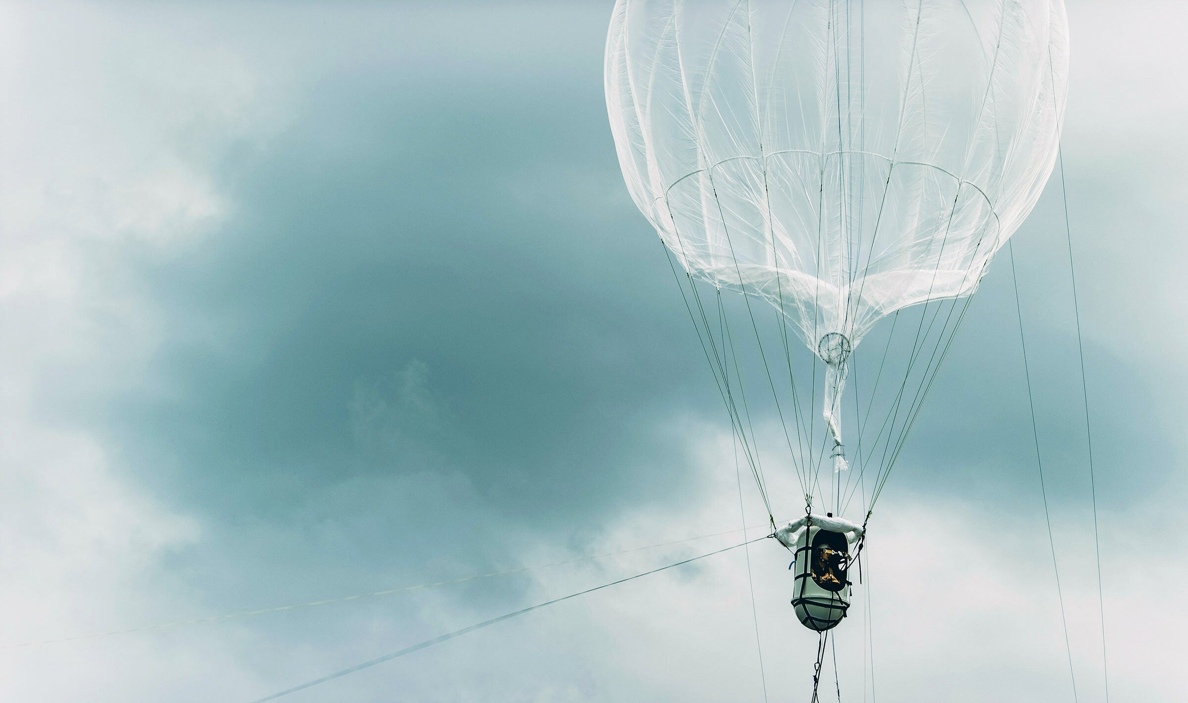 北海道赤平市での有人離着陸試験で飛ぶ「一人乗り気密キャビン Type５」（2022年10月）