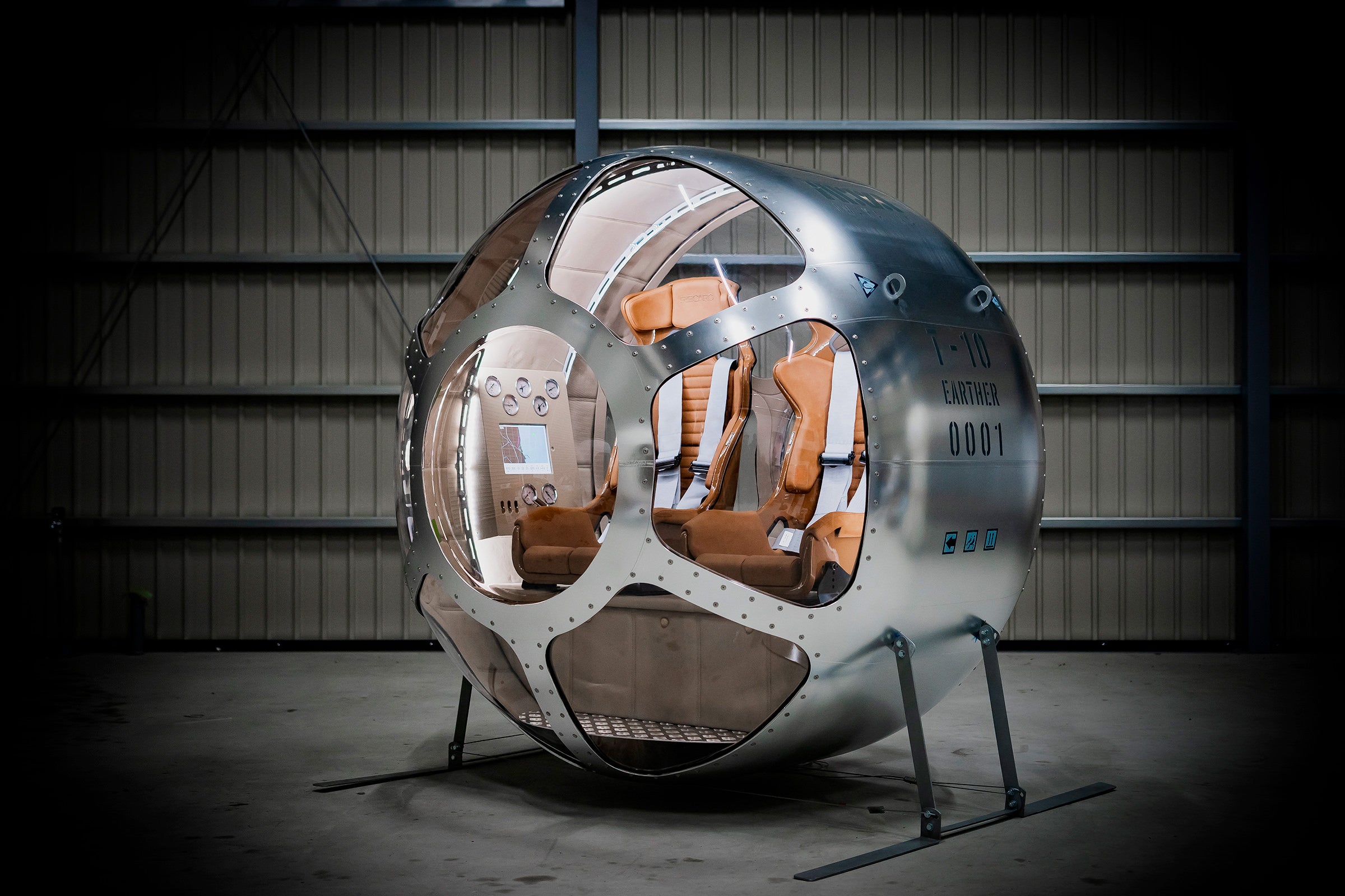 2人乗り気密キャビン T-10 EARTHER（2023年2月）