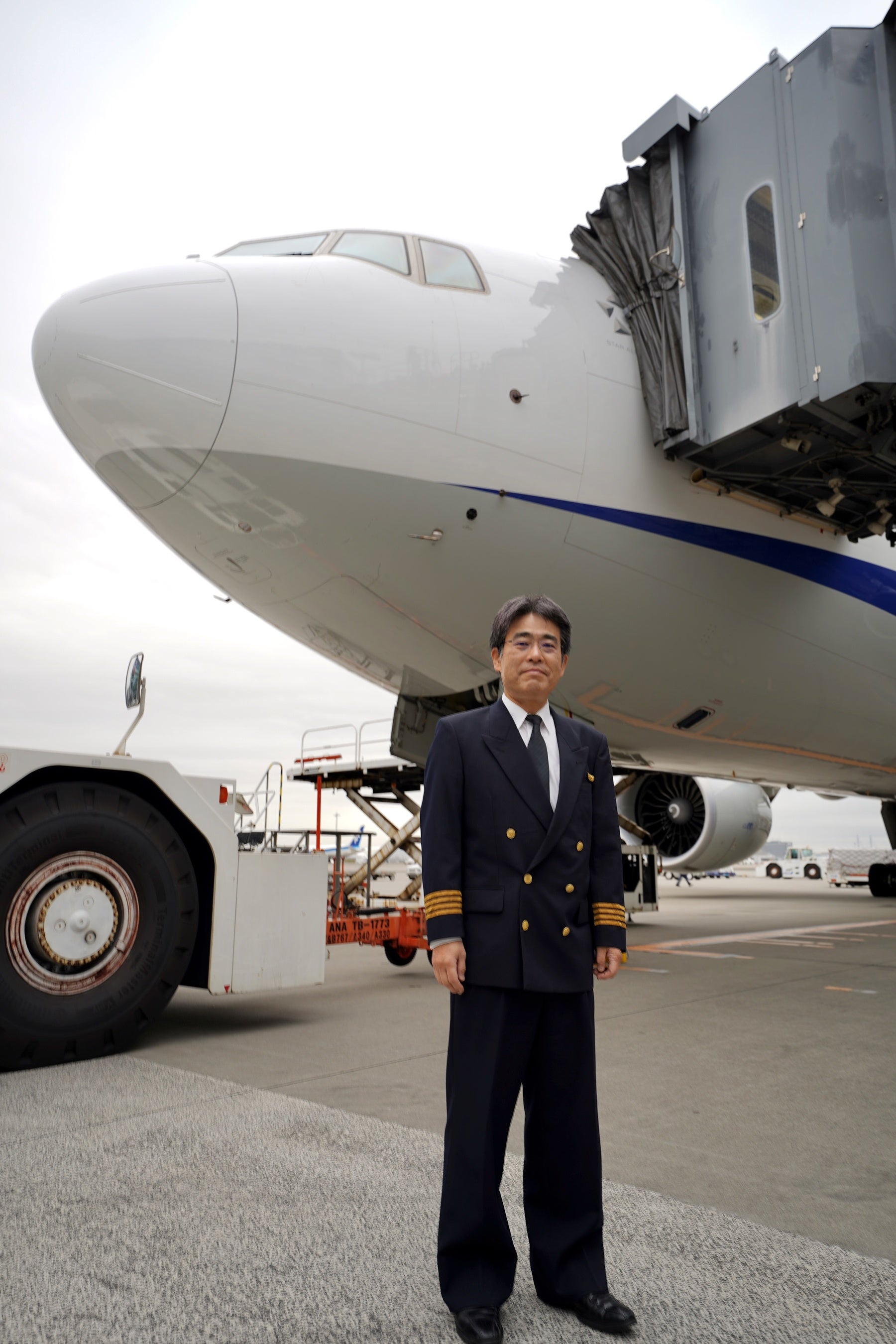 キャプテンを務めた機体と共に