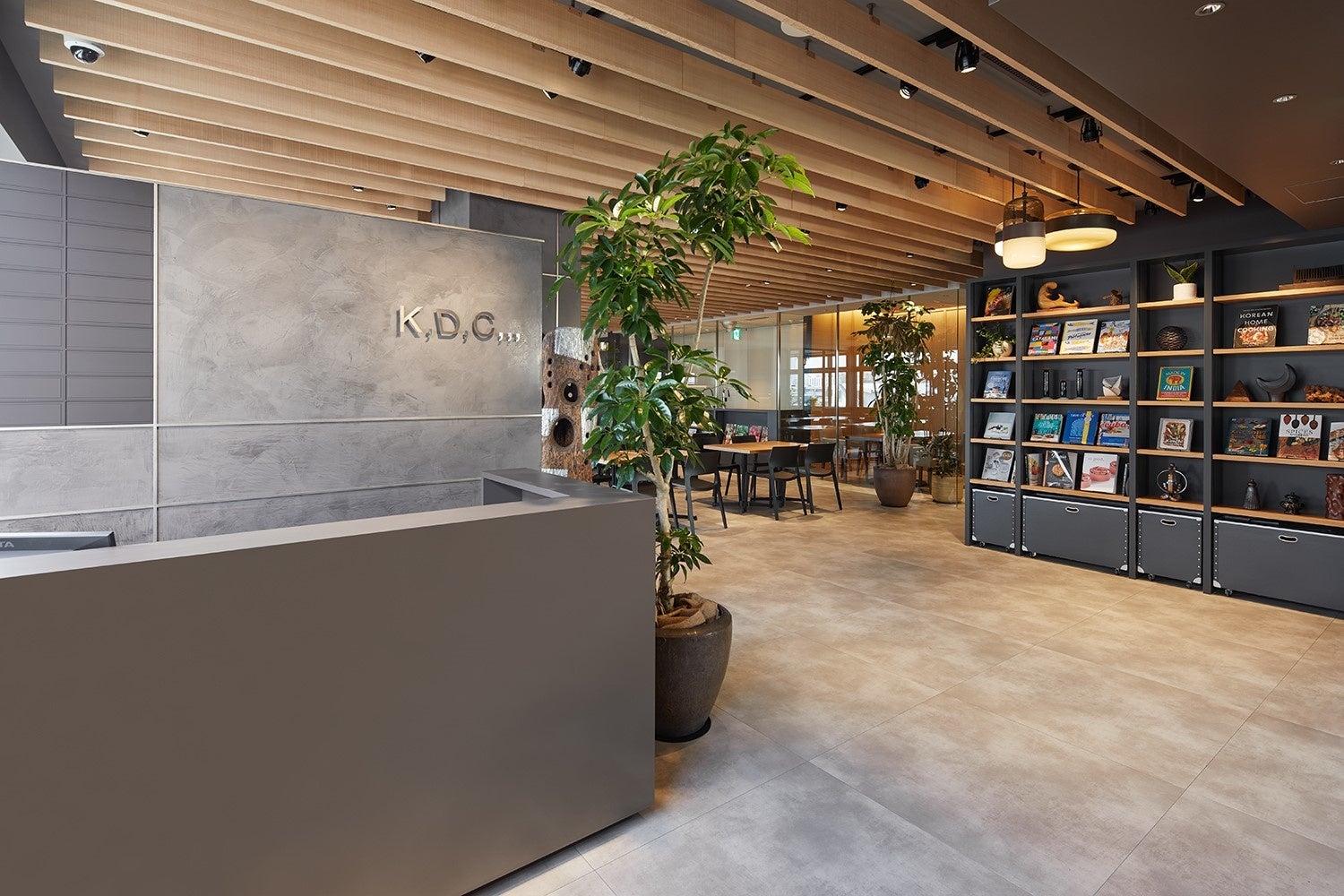 会場「K,D,C,,,」