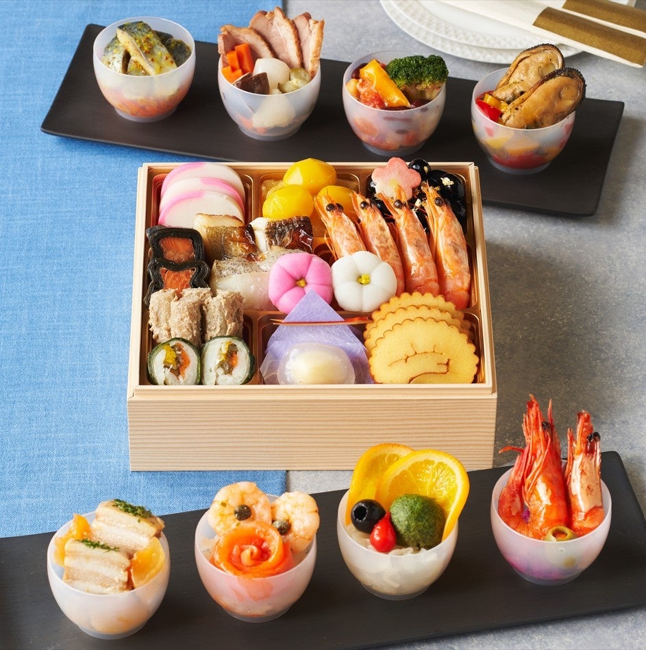 2023新作おせち】自分好みに食べ方や盛り付けを演出