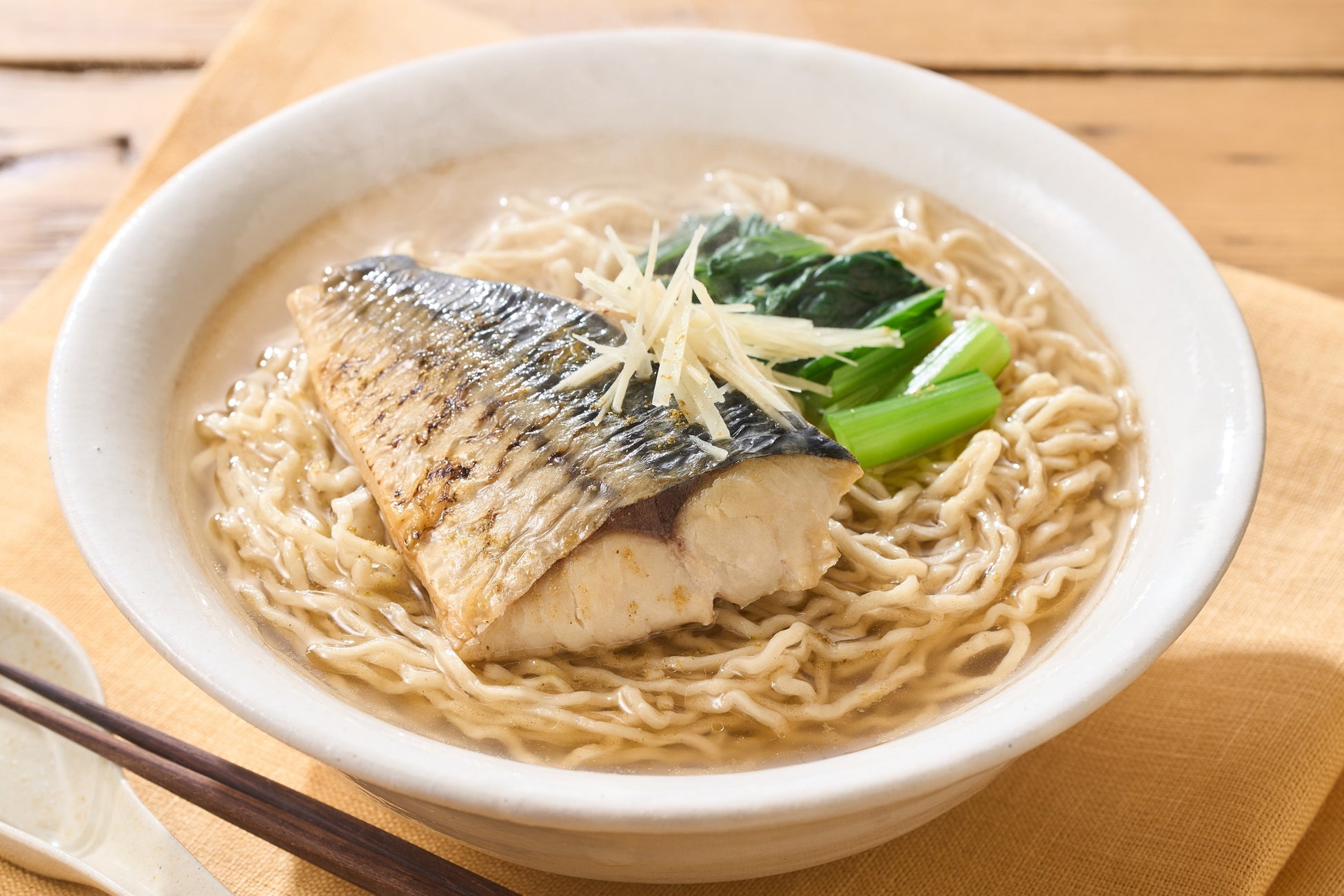 ▲Kit Oisix              骨まで入った丸ごとサバラーメン