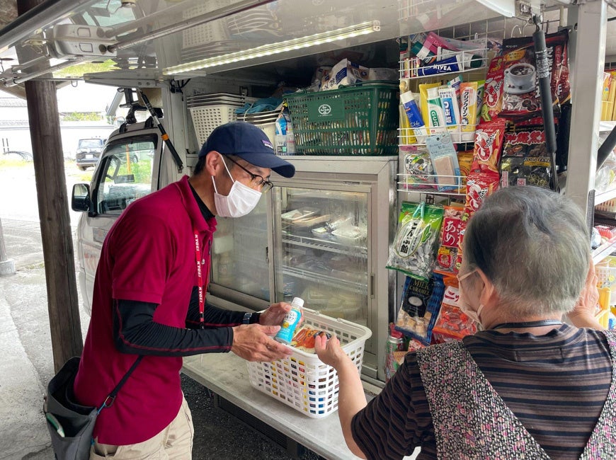 △「ヨーグルト飲料風味が飲みやすい」  「小容量だから毎日続けやすい」等の声も