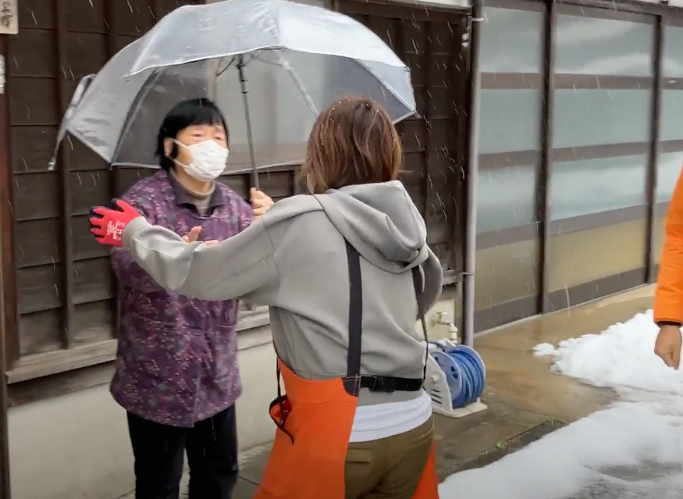 △とくし丸　安否確認の様子　志賀町