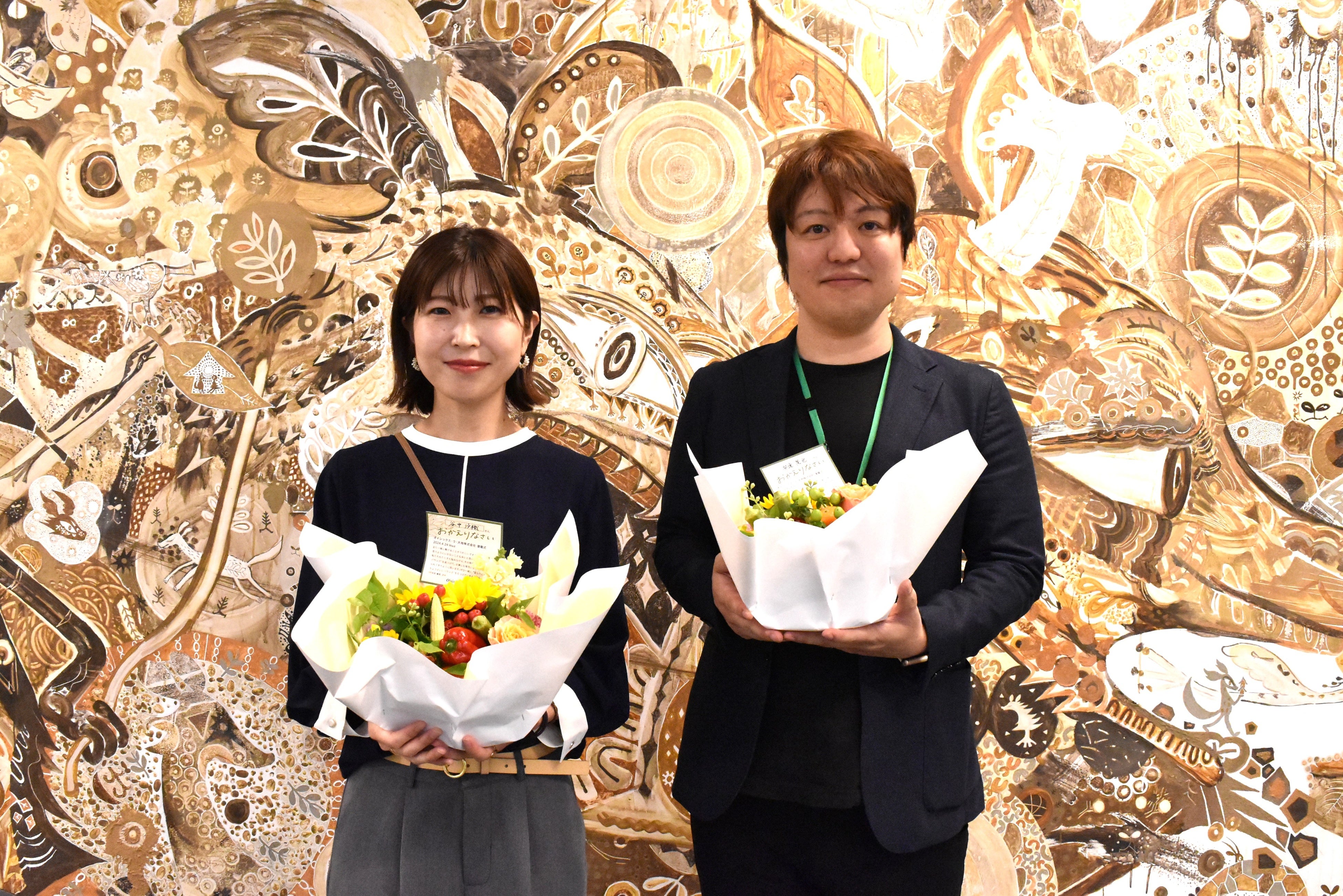 ▲復職式に参加した谷中 沙織さん(左)と安達晃也さん(右)