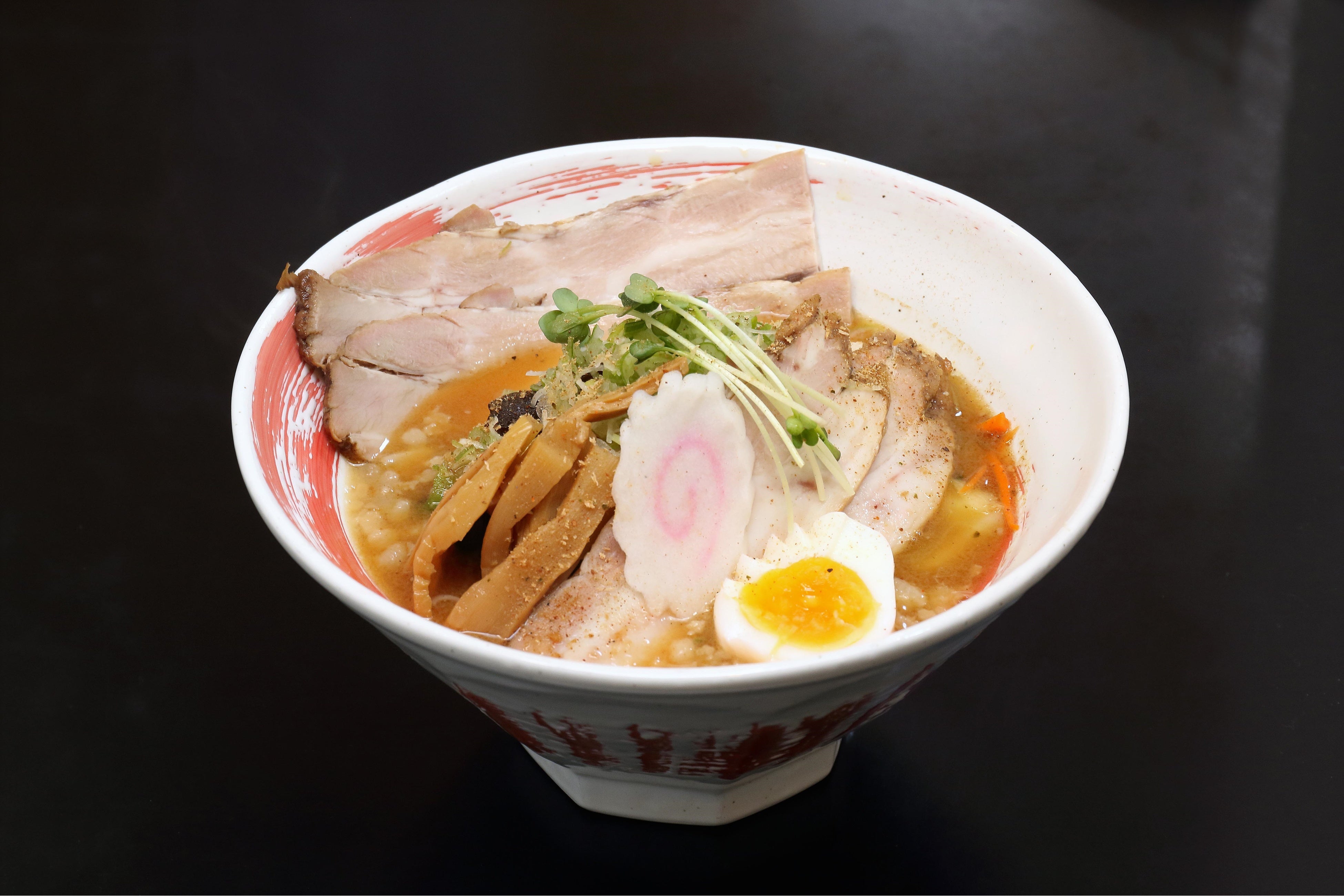 ぶり節みその燻製チャーシュー麺