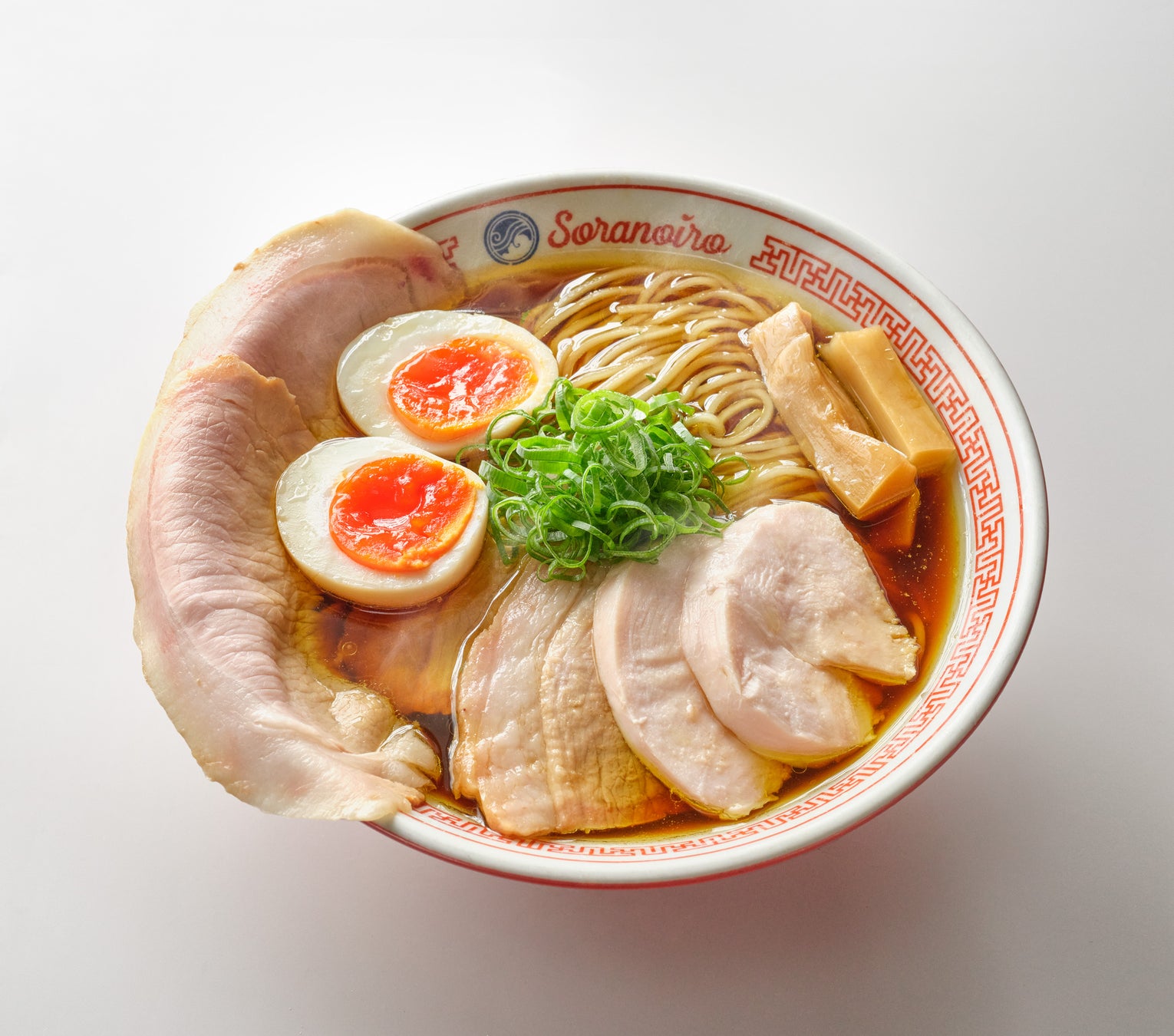 【そらのいろ NIPPON】そらのいろスペシャル醤油らーめん