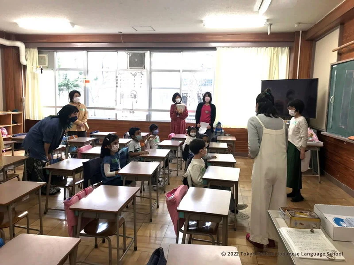 2021年度の様子。子どもたちは日本語で講師とやり取りできるようになった。