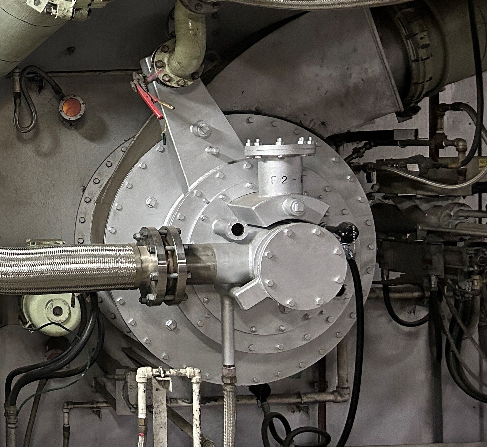 図2　実証用試験設備 実証用バーナ