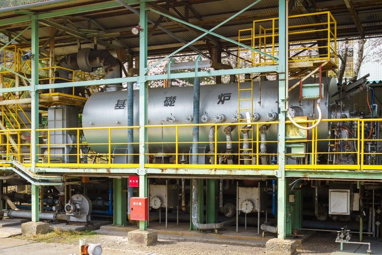 基礎燃焼試験炉（IHI相生事業所内）