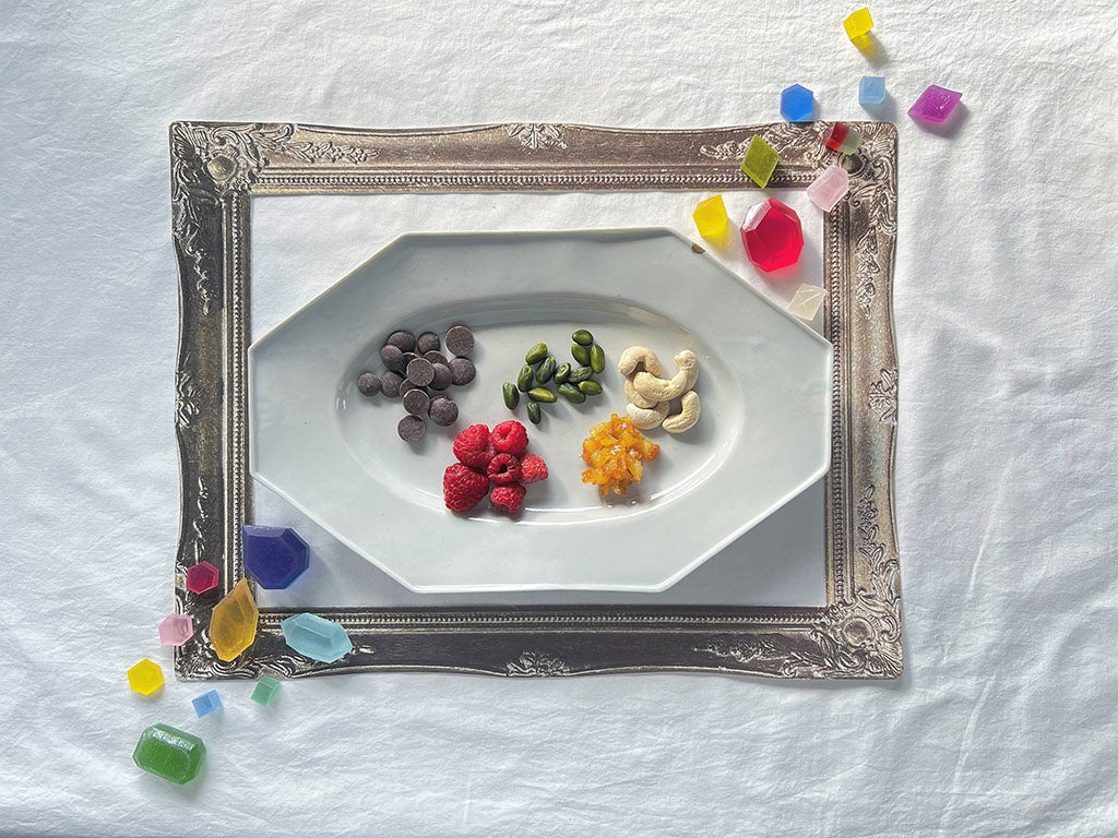 カッサータに使用しているナッツやピールとこうぶつヲカシ