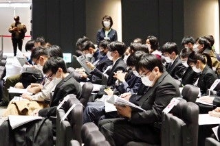 就職支援セミナーの様子