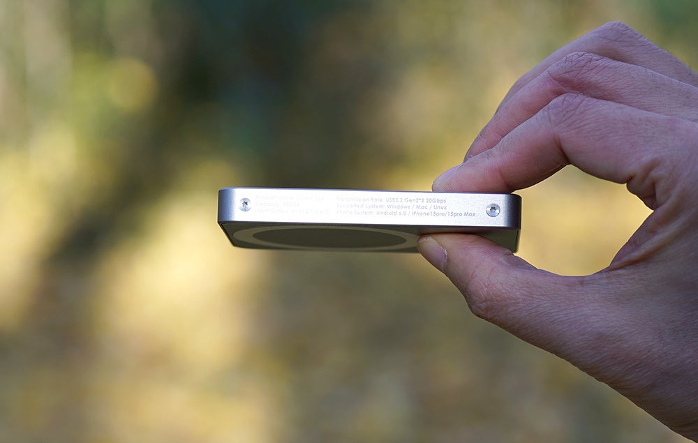 MagSafeで「iPhone」に装着可能 & ProRes撮影対応のSSD『MagDrive』、3月25日に一般販売開始