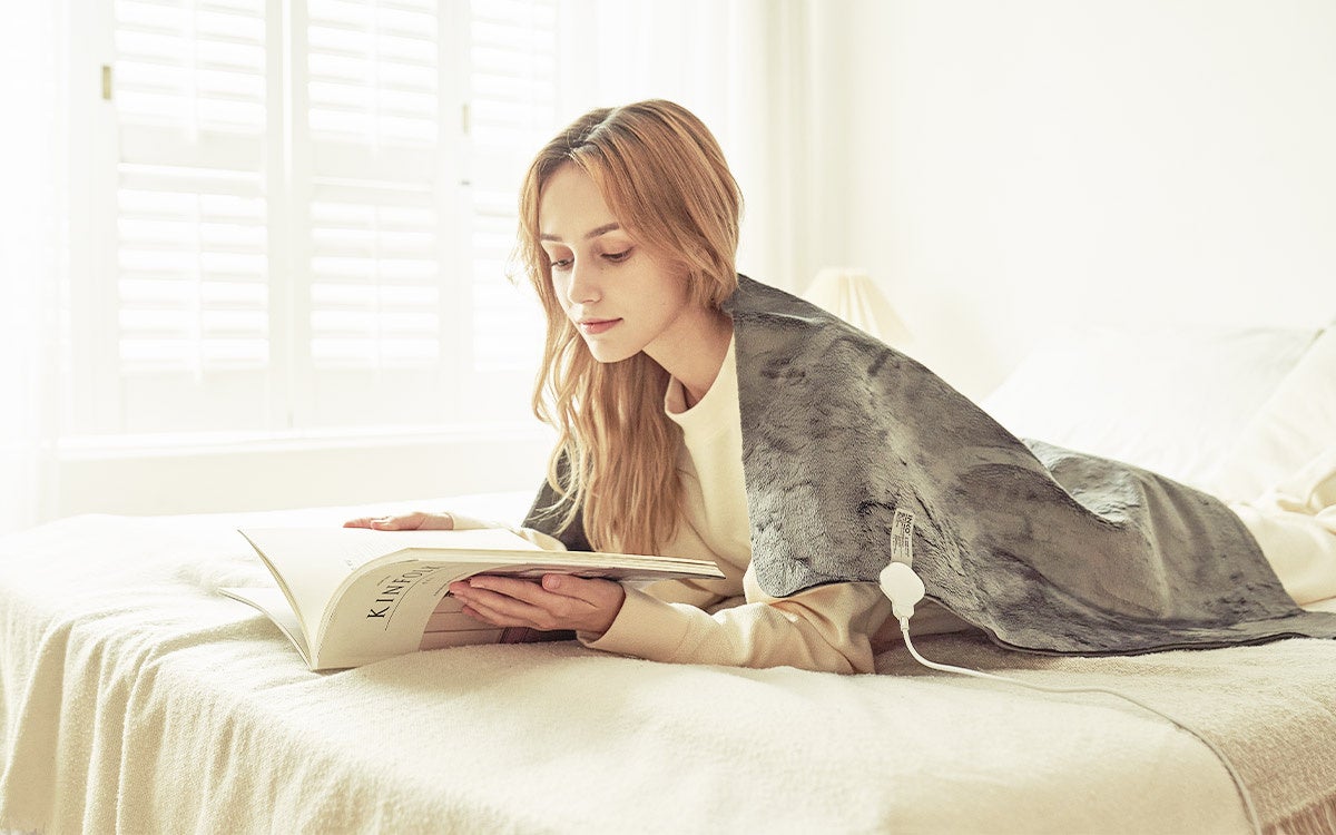 INKO、インクで温めるから薄くて軽い、広い発熱面積75%、ホットブランケット発売 | 株式会社ロア・インターナショナルのプレスリリース