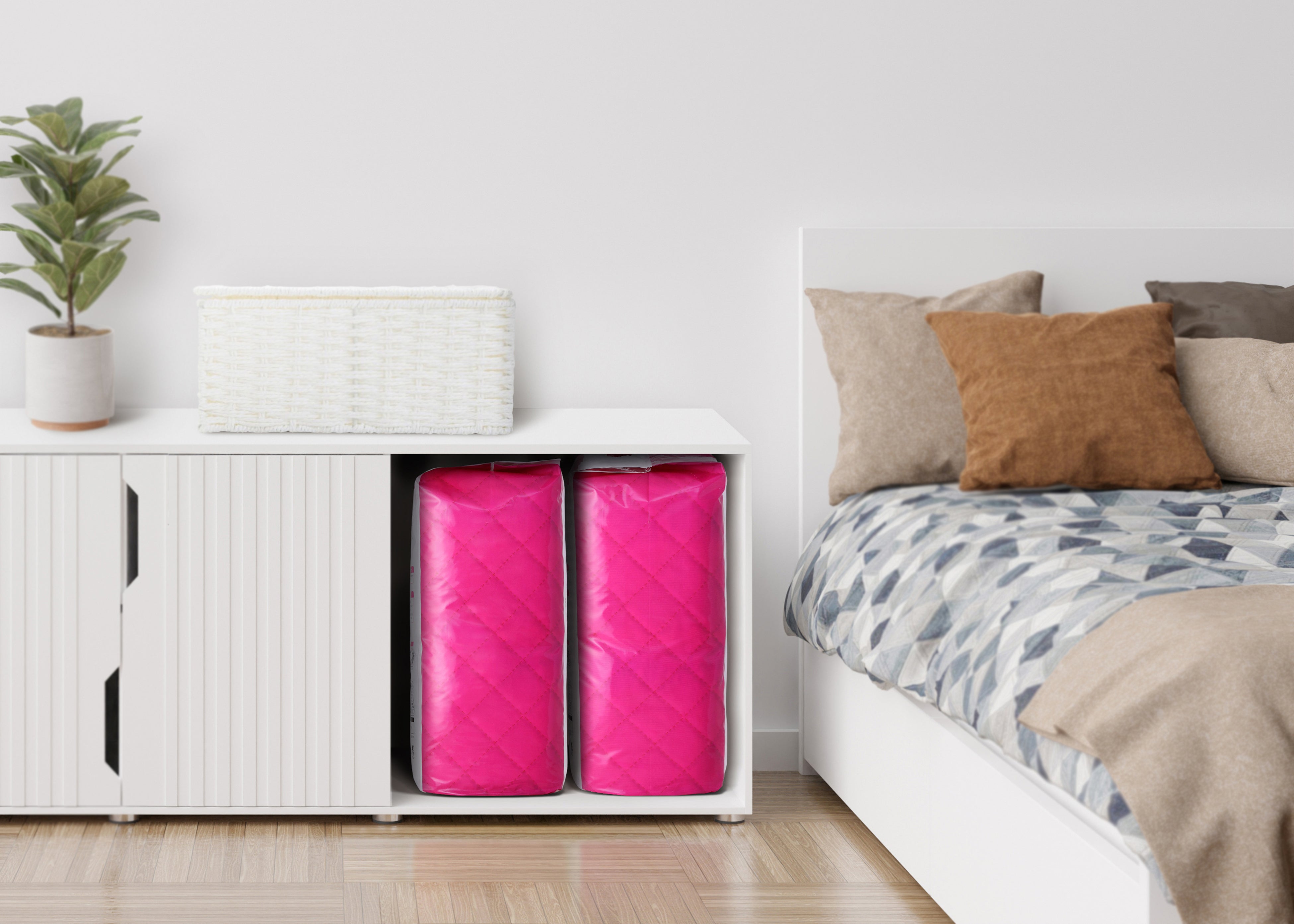 ベッドの脇においても恥ずかしさやさびしさを感じないデザイン