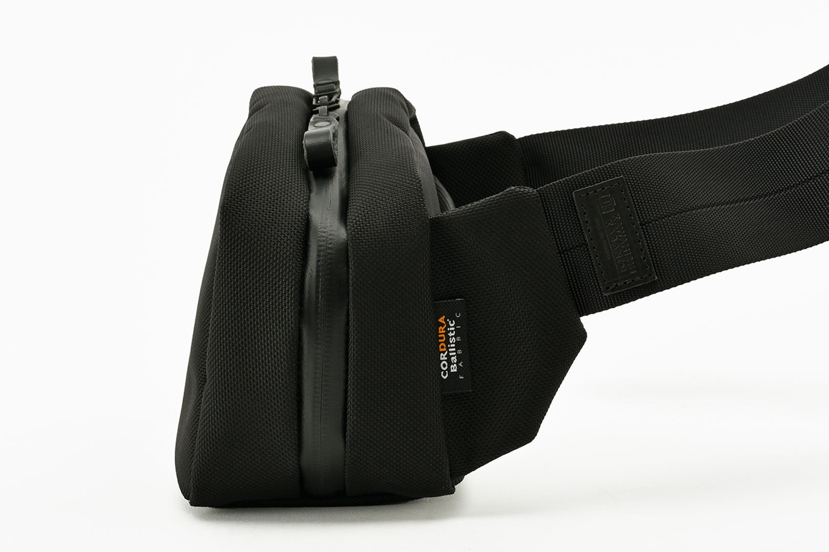 身体にフィットしやすいカーブ構造