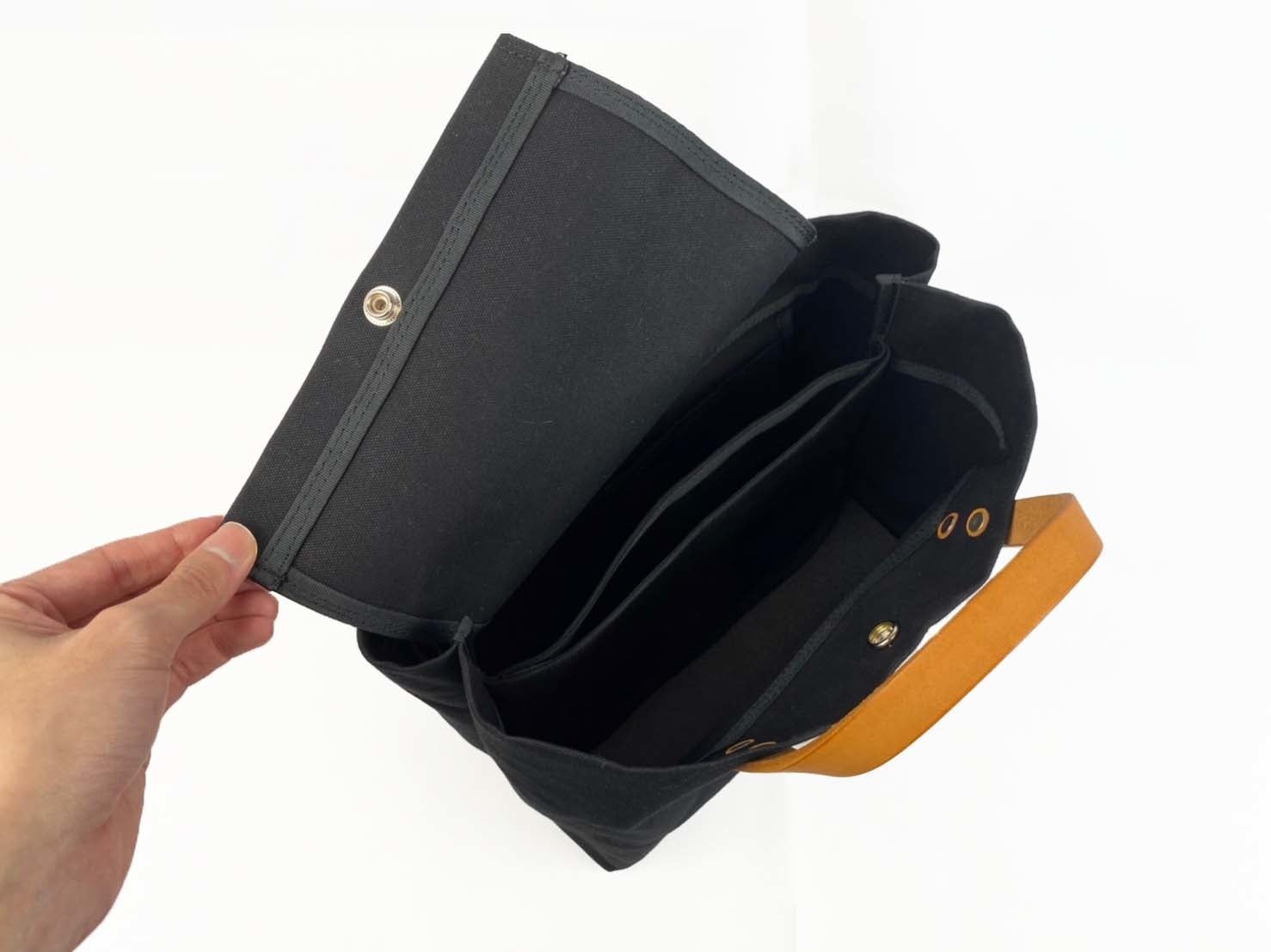 かぶせ蓋はボタンで着脱が可能