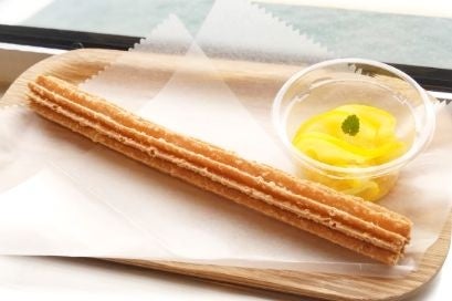 ジャンボフェリーの新メニュー「浮かぶタコ焼きうどん」と「チュロス さぬきレモンと蜂蜜のメランジェ添え」が話題に ジャンボフェリーの新メニュー「浮かぶタコ焼きうどん」と「チュロス さぬきレモンと蜂蜜のメランジェ添え」が話題に