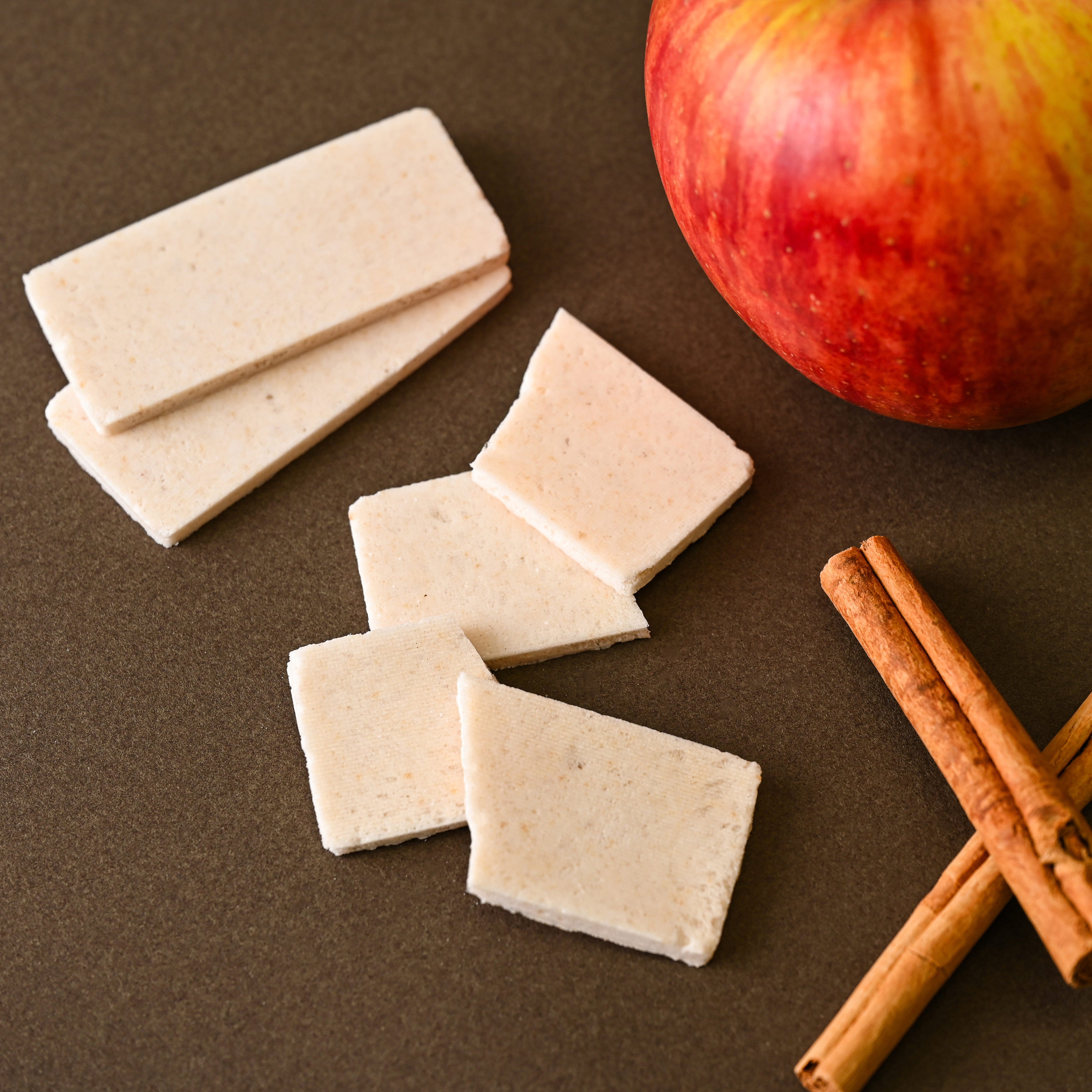 板あめ アップルシナモン_3