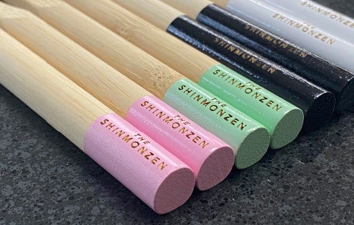 「THE SHINMONZEN」では大人用2タイプと子ども用2タイプが採用。