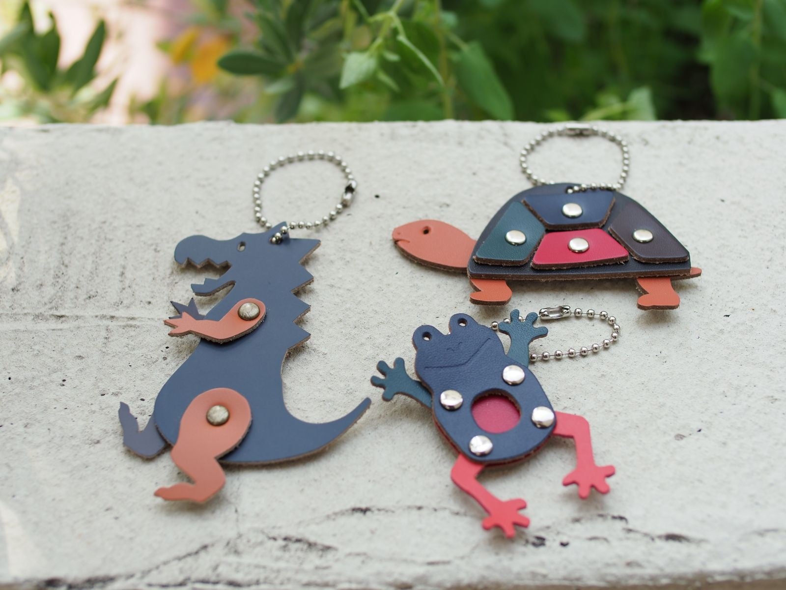 怪獣・カエル・カメ　いきものキーホルダー