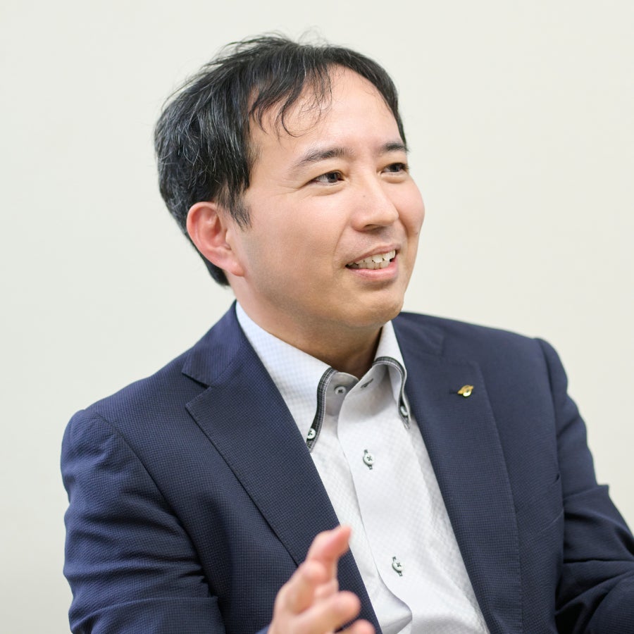 トヨタ車体が「カフェテリアHQ」を導入、1万3千人の全従業員に現場まで届く福利厚生へ刷新