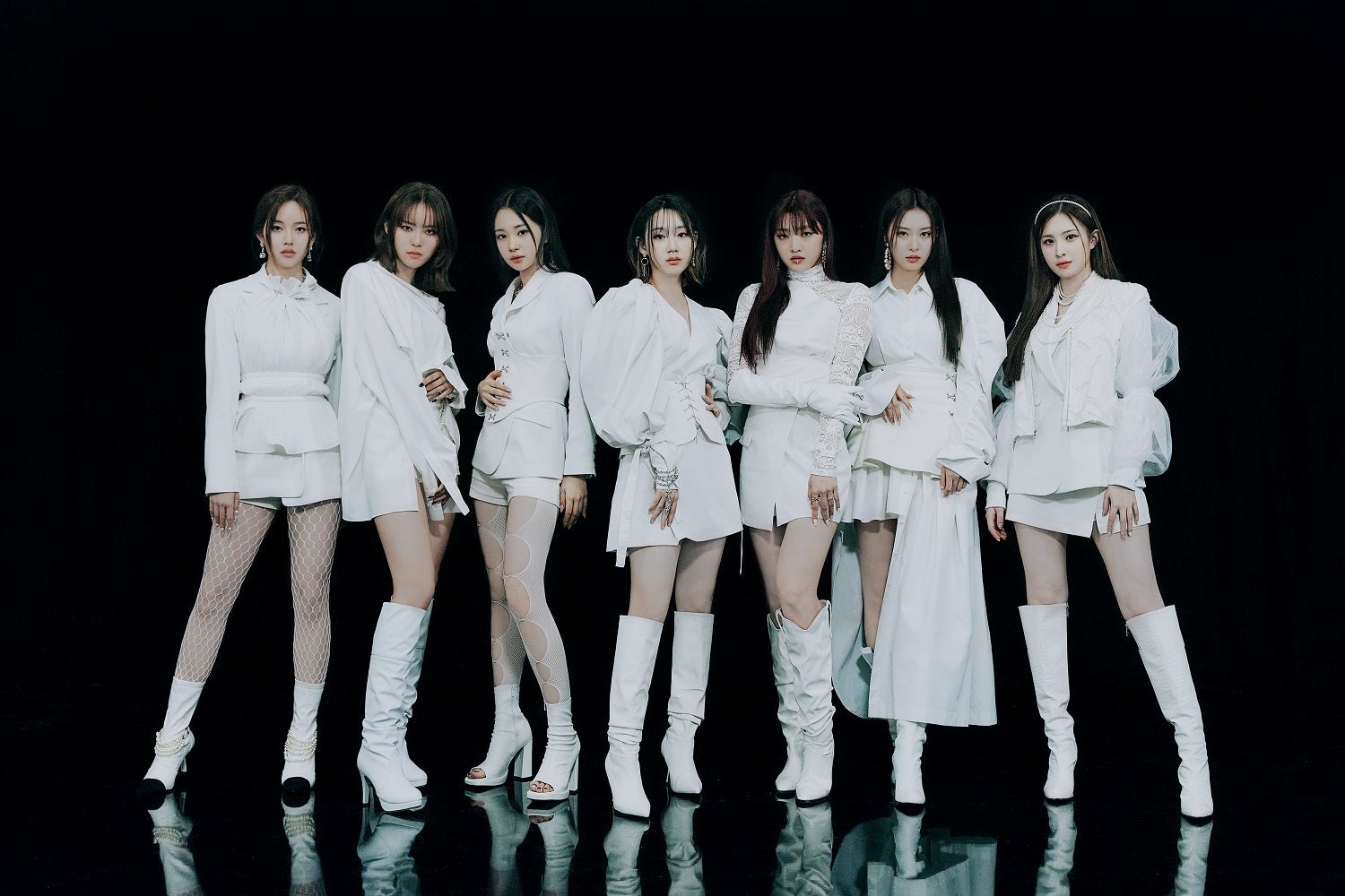 Apinkの妹分Weeekly、日本初進出！1stシングル「Play Game:AWAKE