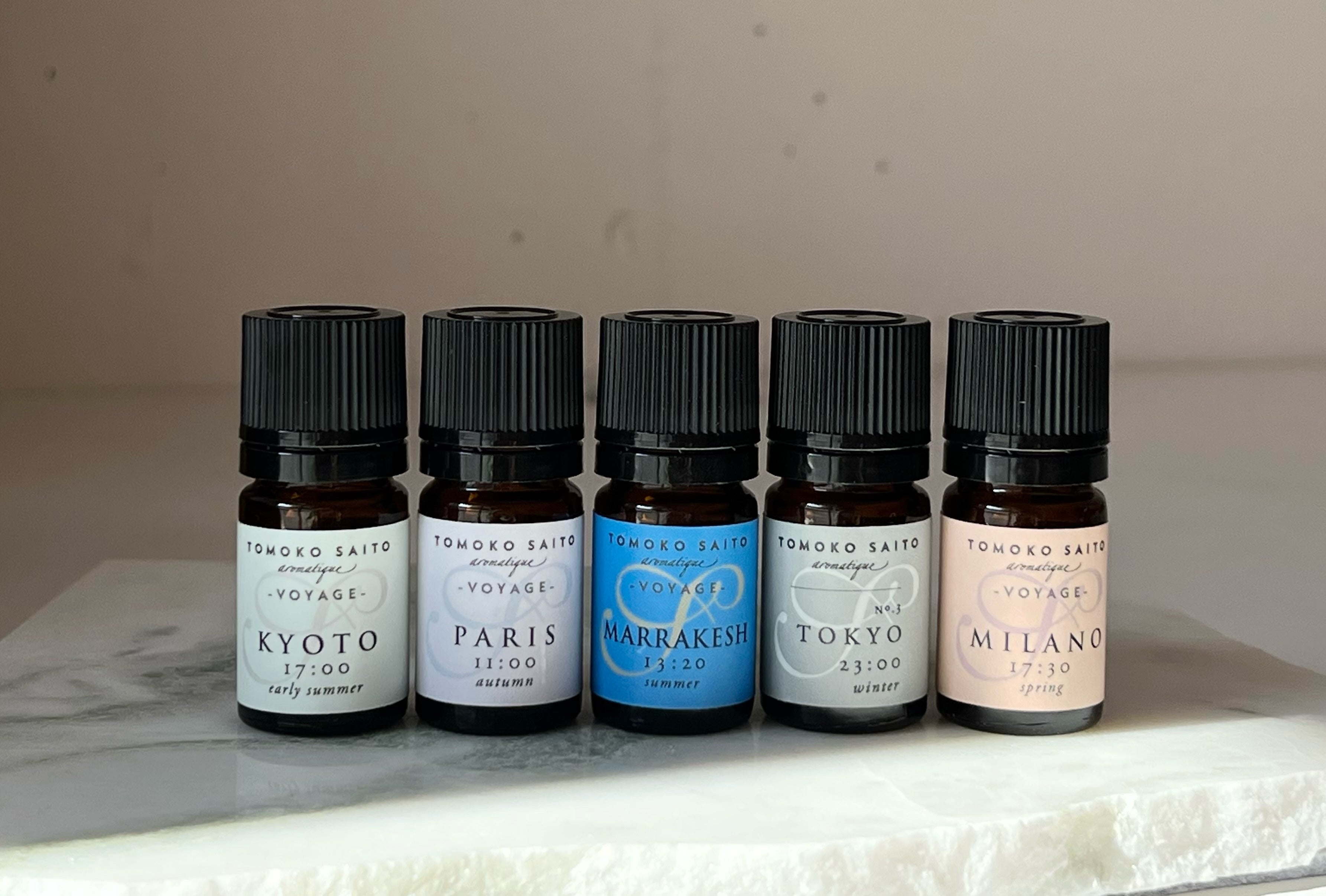 TOMOKO SAITO アロマ香水セット 124457-9- TOMOKO SAITO アロマ香水セット