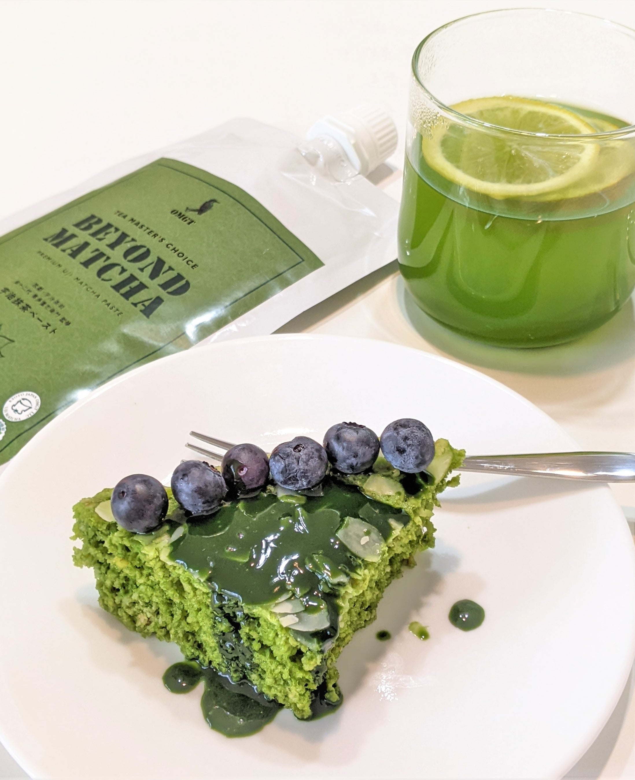 抹茶オートミール蒸しケーキ、抹茶シロップかけ