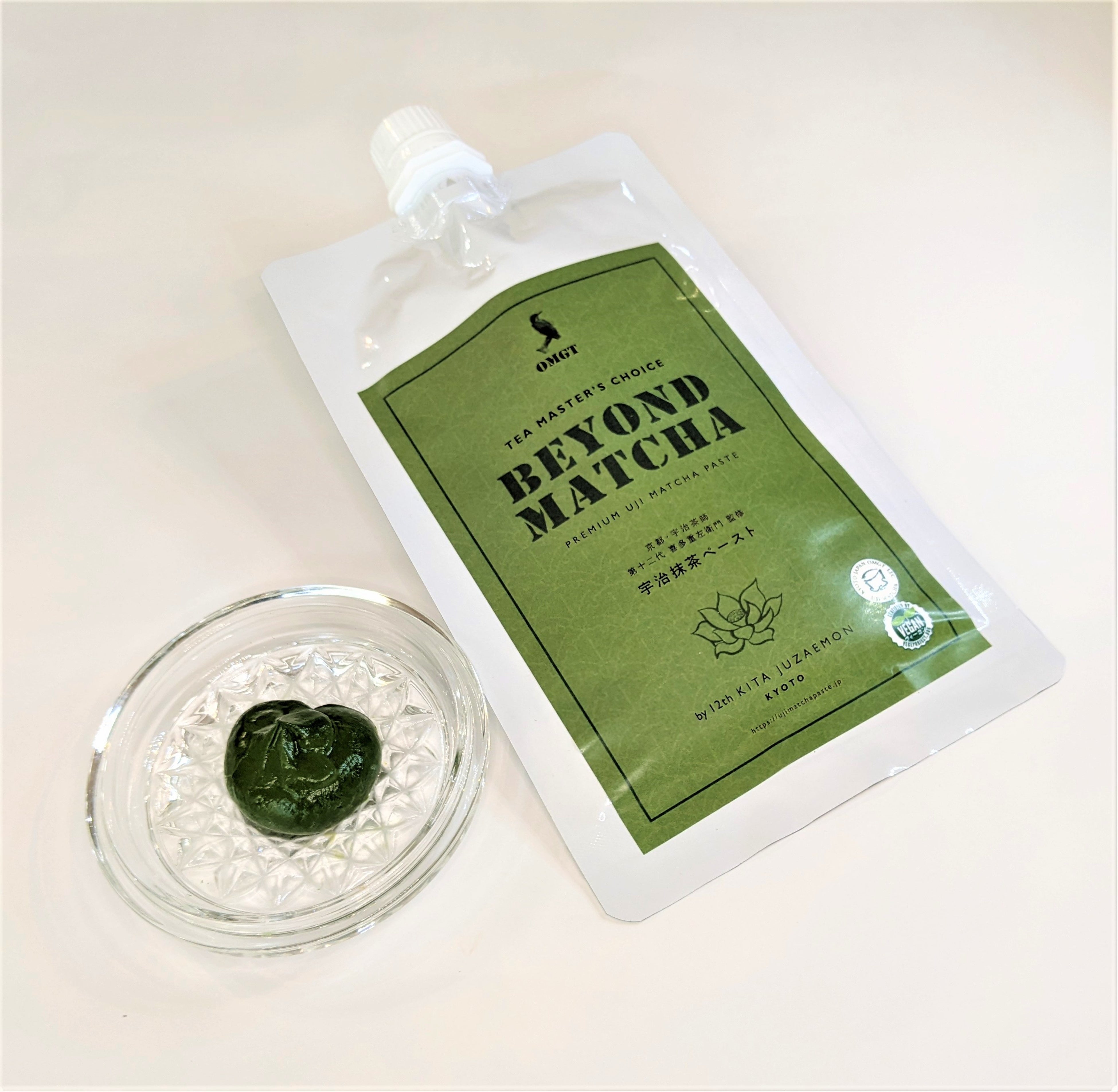 BEYOND MATCHAは練り状の抹茶