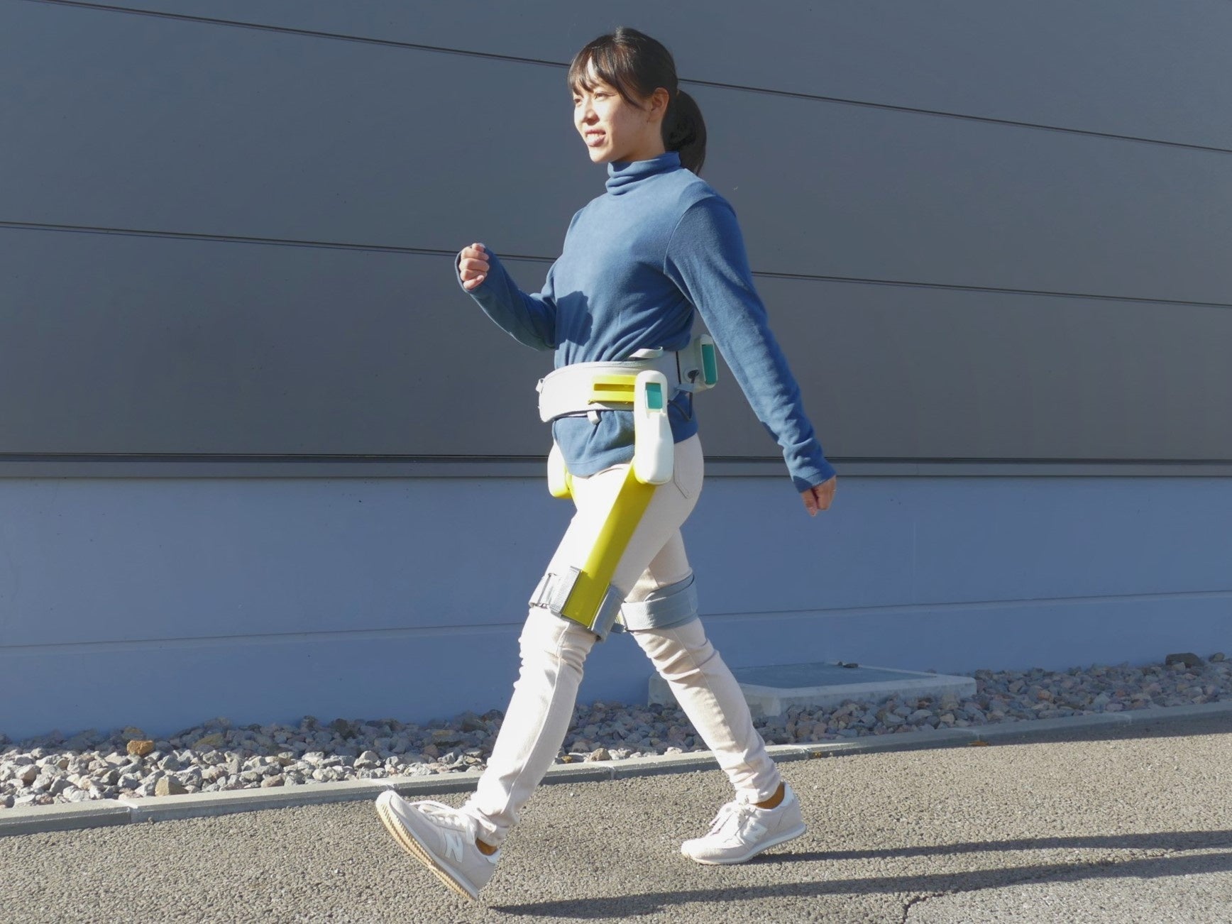 curara歩行イメージ