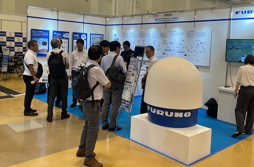 「国際フロンティア産業メッセ2025」に初出展し、測量向け水上ドローン・気象観測機器などを紹介しました | 古野電気株式会社のプレスリリース